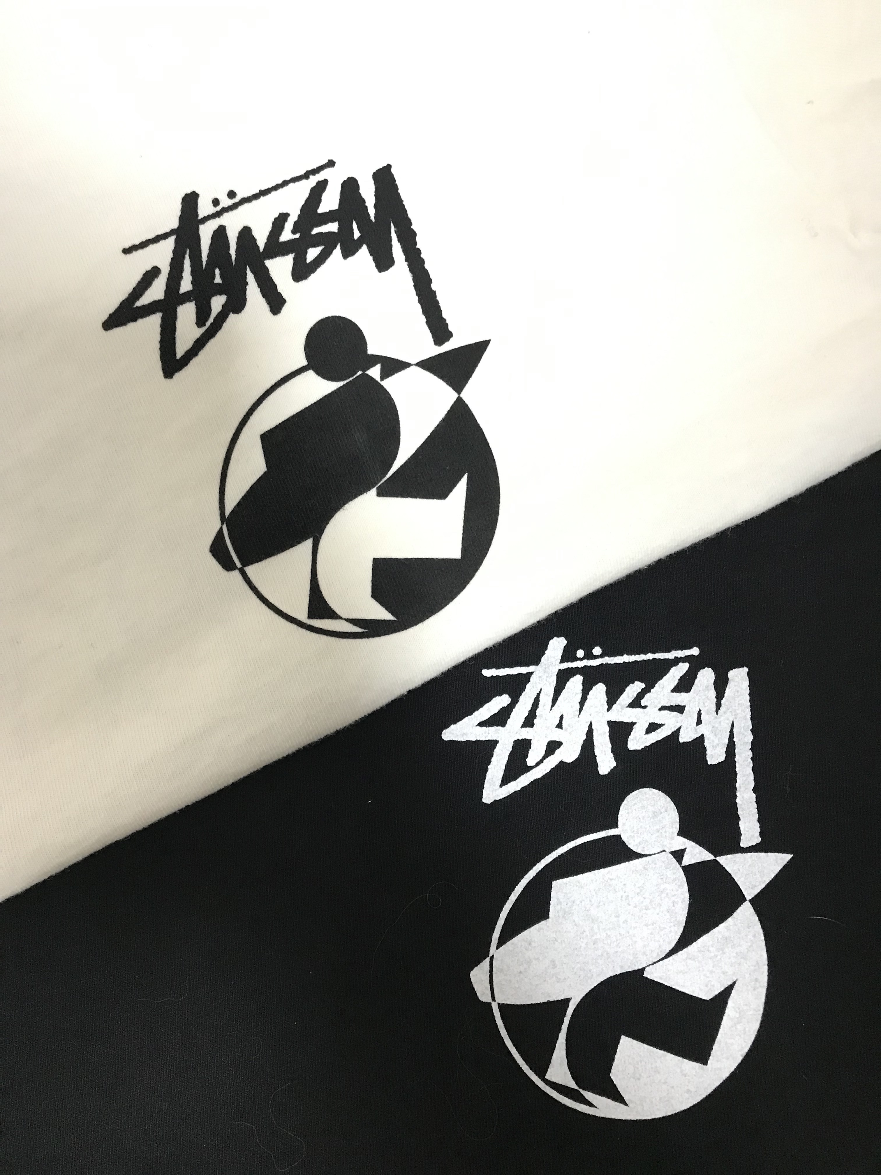 Stussy x Our Legacy Surfman 2 Pigment Dyed T-Shirt Black, Stussy x Our Legacy Surfman 2 Pigment Dyed T-Shirt Natural 착용 스타일
