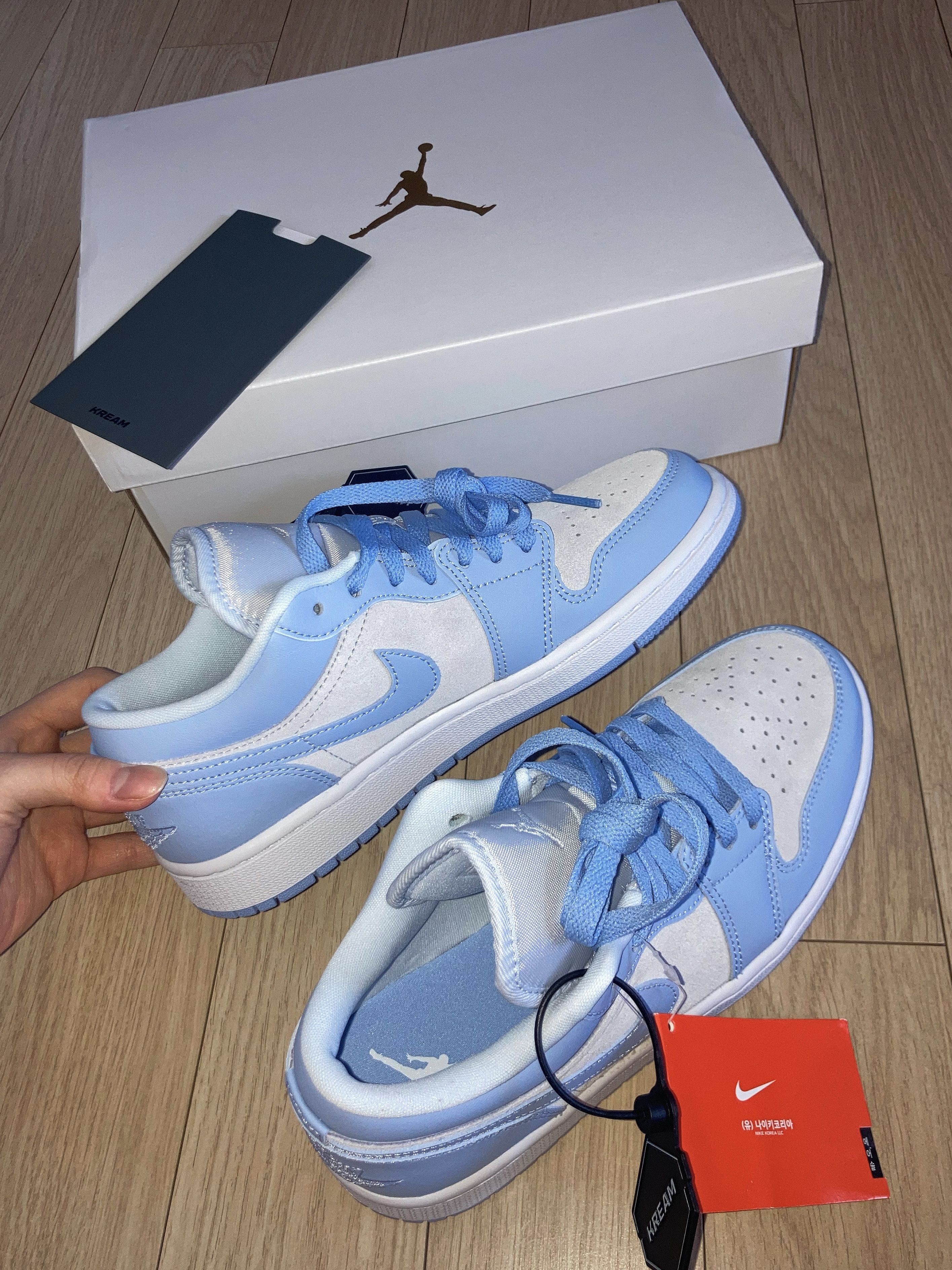 (W) Jordan 1 Low Aluminum 착용 스타일