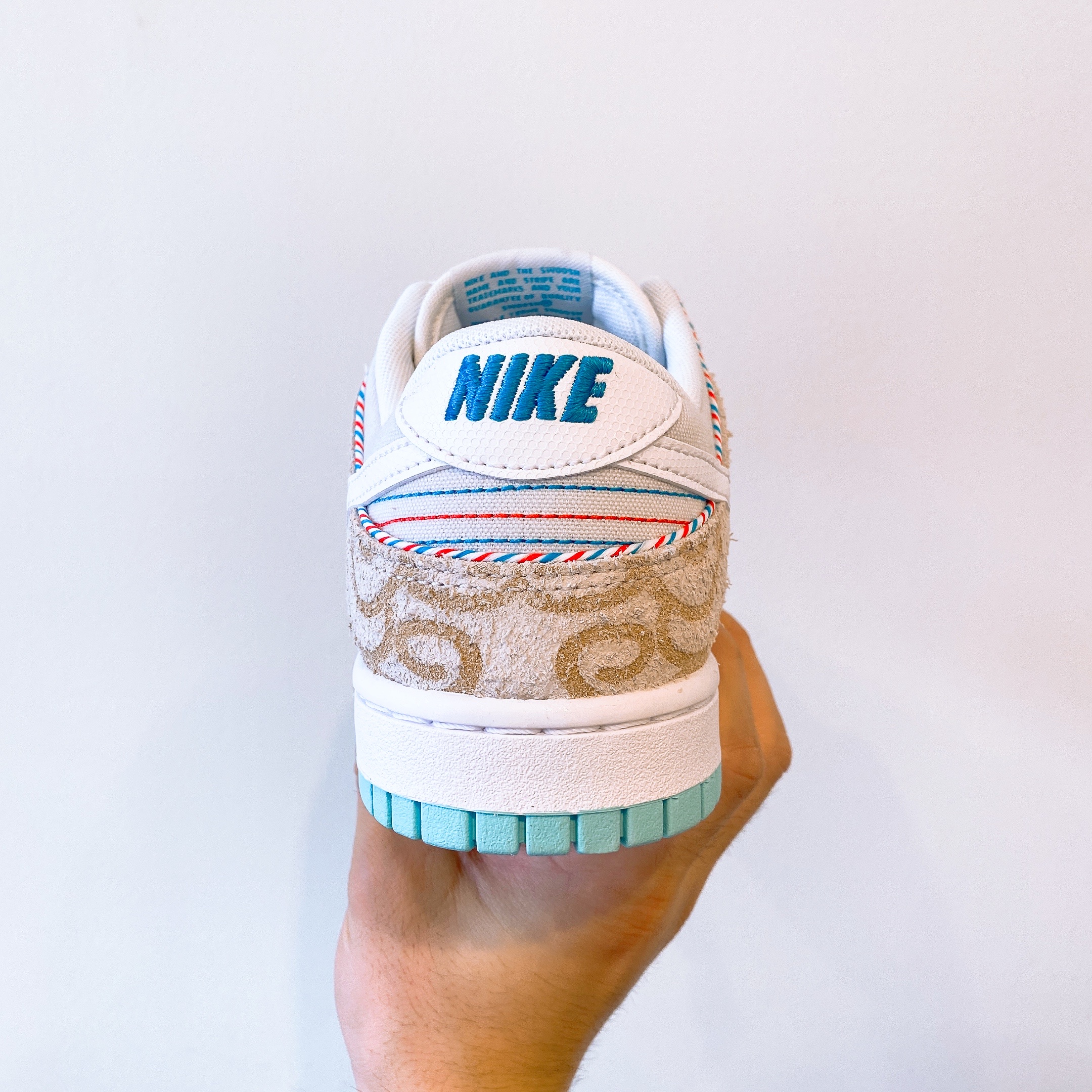 Nike Dunk Low Retro SE Barber Shop Grey, Nike Dunk Low Retro SE Barber Shop Black 착용 스타일 - 3
