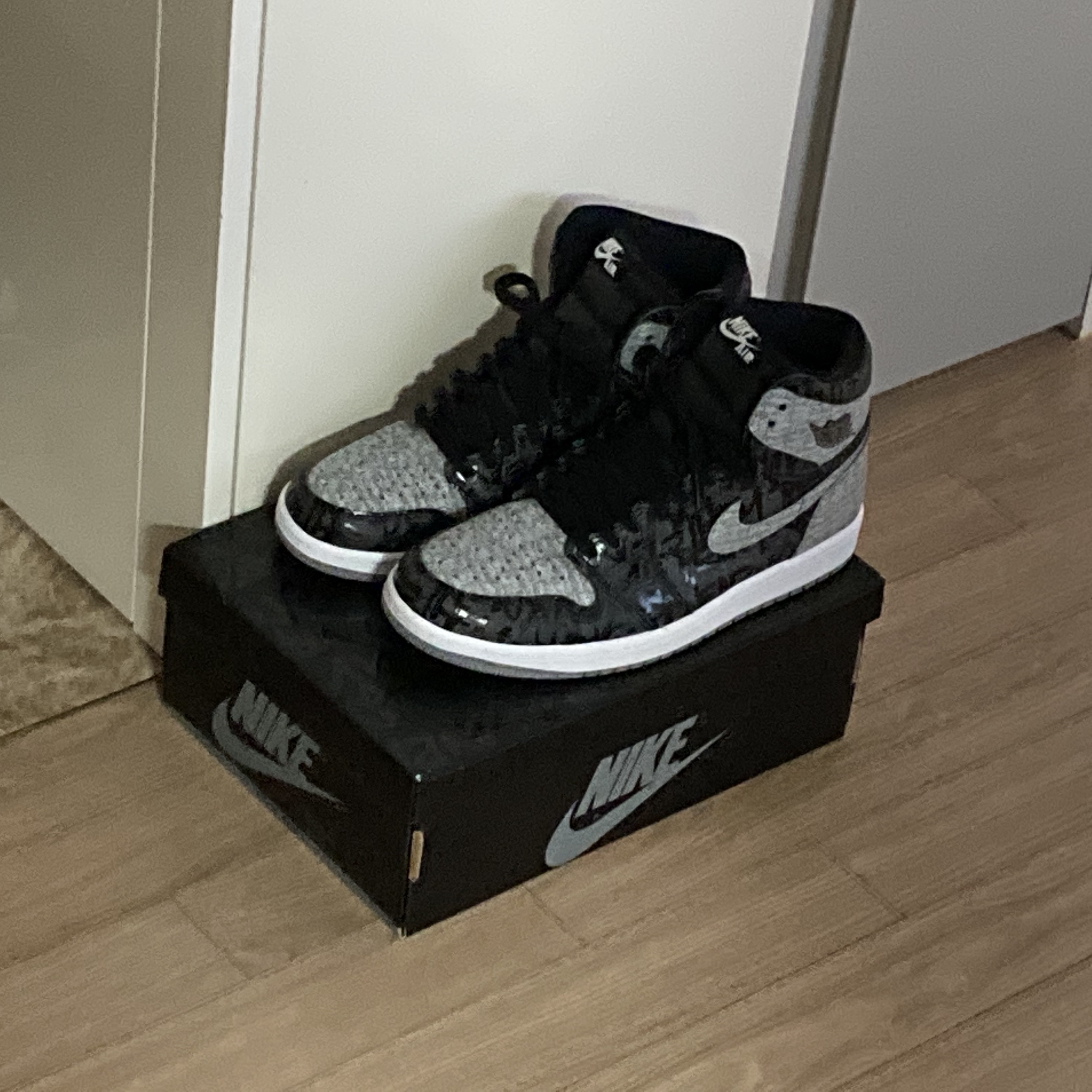 Jordan 1 Retro High OG Rebellionaire 착용 스타일
