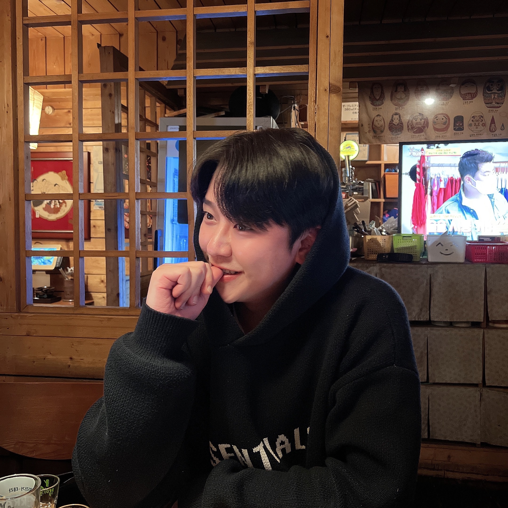 Essentials Knit Hoodie Black - 20FW 착용 스타일 - 2