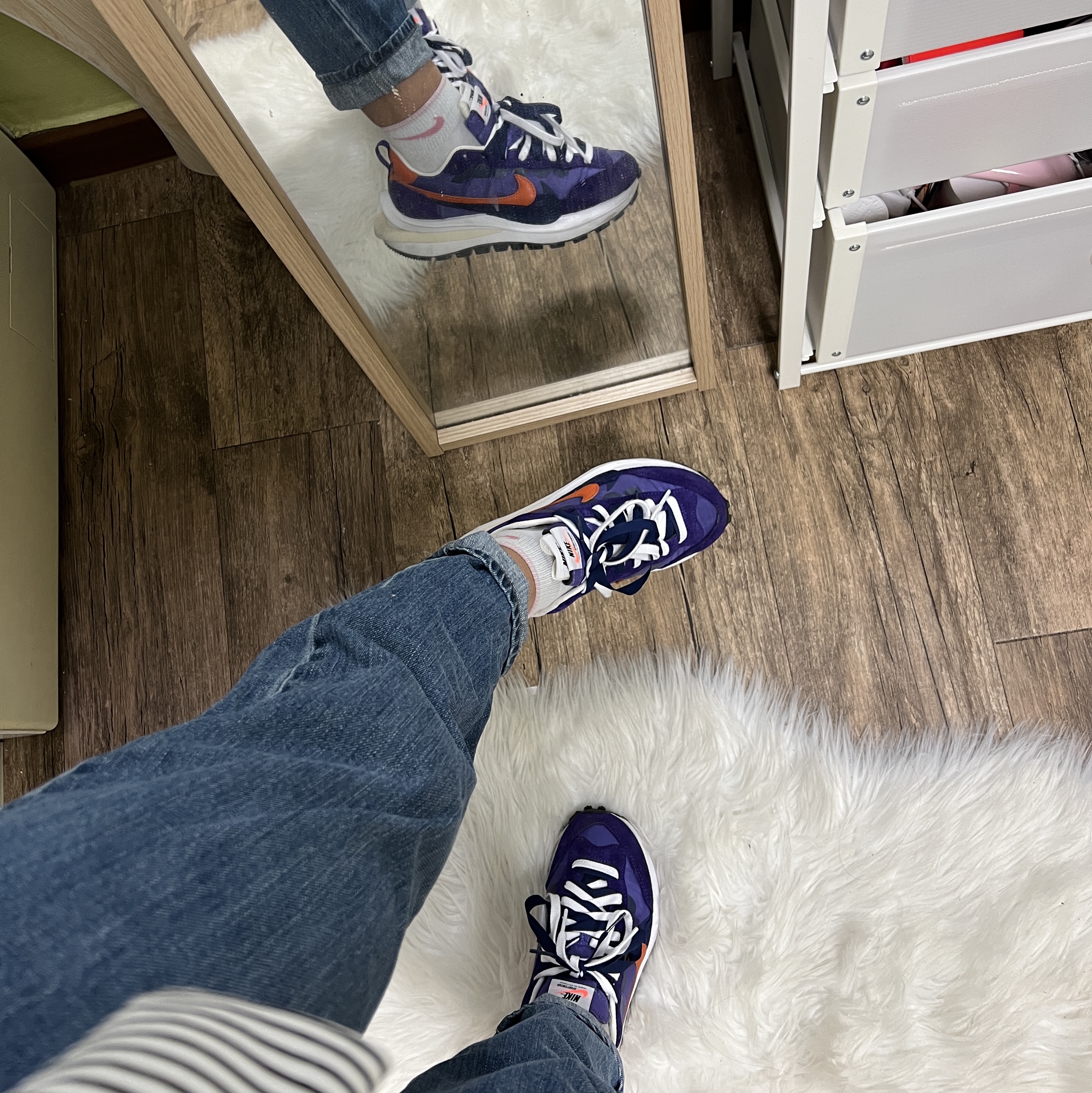 Nike x Sacai VaporWaffle Dark Iris 착용 스타일