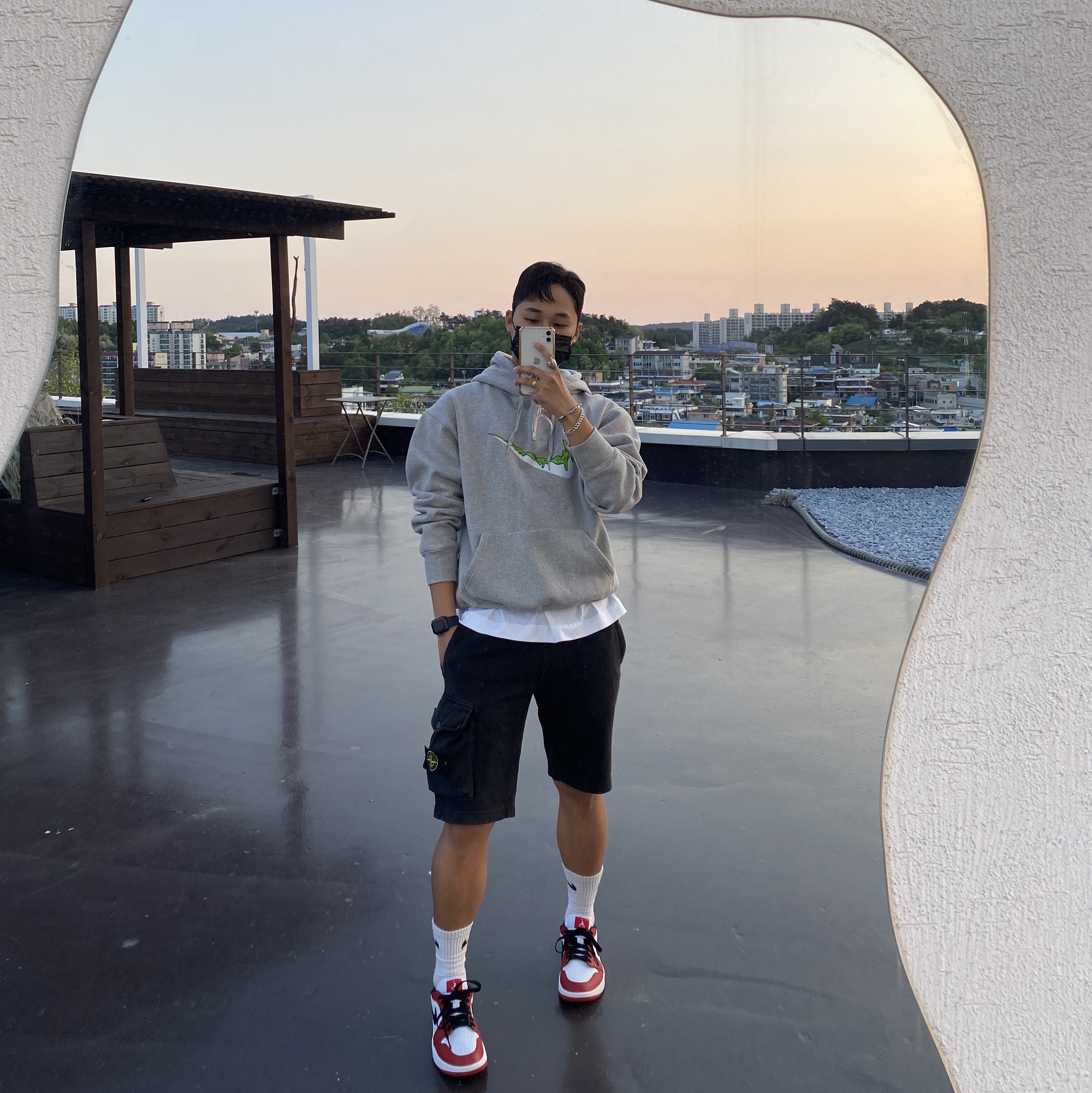 Jordan 1 Low Golf Chicago 착용 스타일