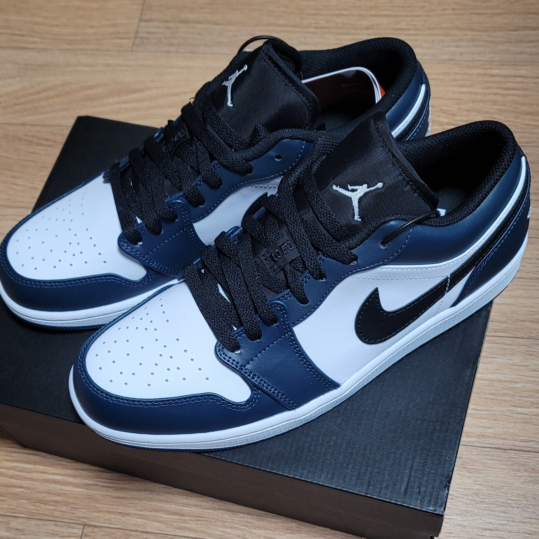 Jordan 1 Low Dark Teal 착용 스타일
