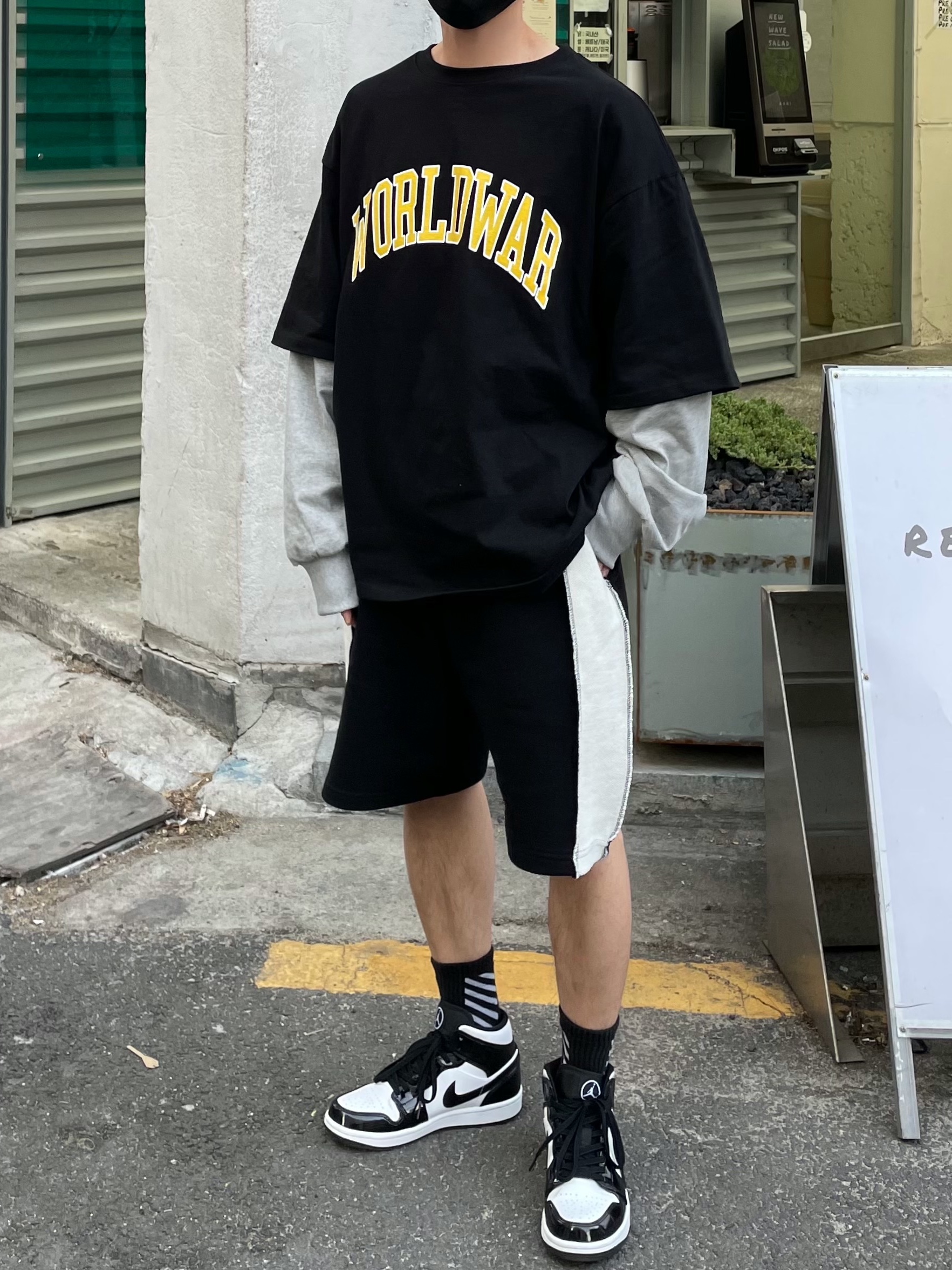 Stussy Stock Cuff Beanie Black, Jordan 1 Mid SE ASW Black 착용 스타일 - 5