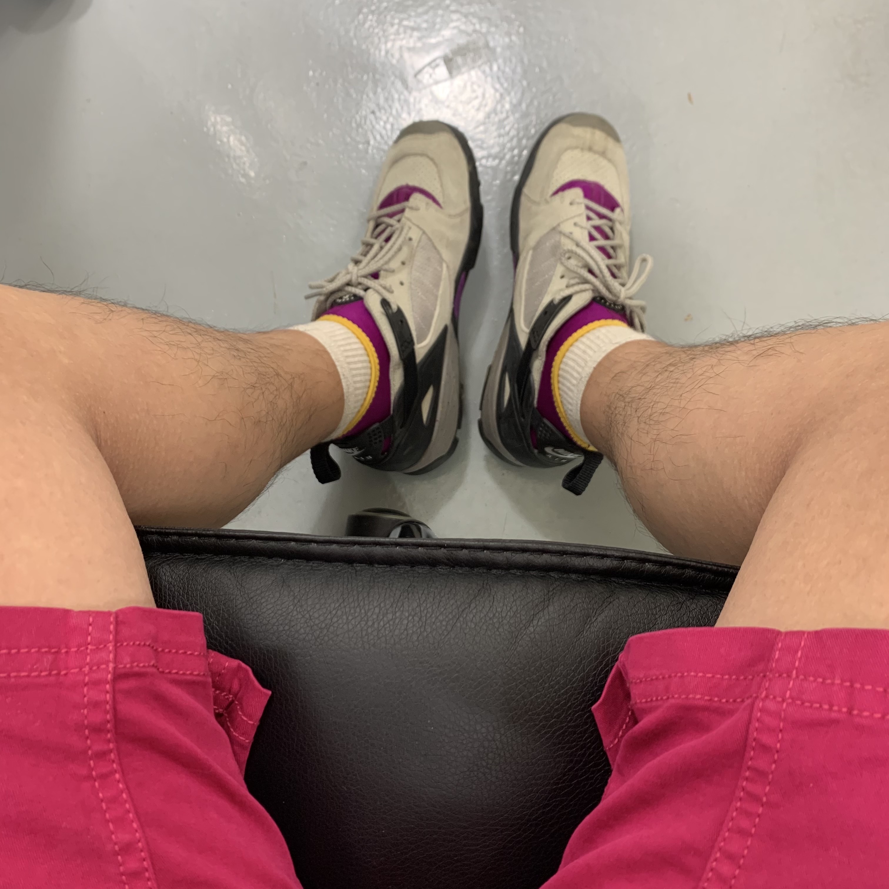 Nike ACG Air Revaderchi Granite Red Plum 착용 스타일