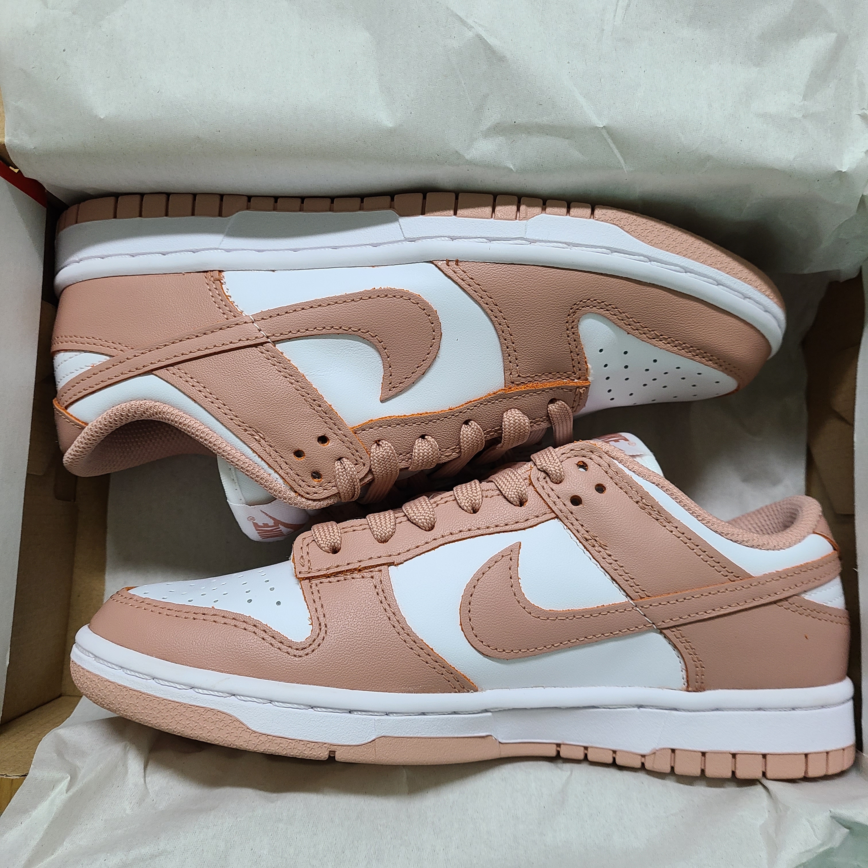 (W) Nike Dunk Low Rose Whisper 착용 스타일 - 3