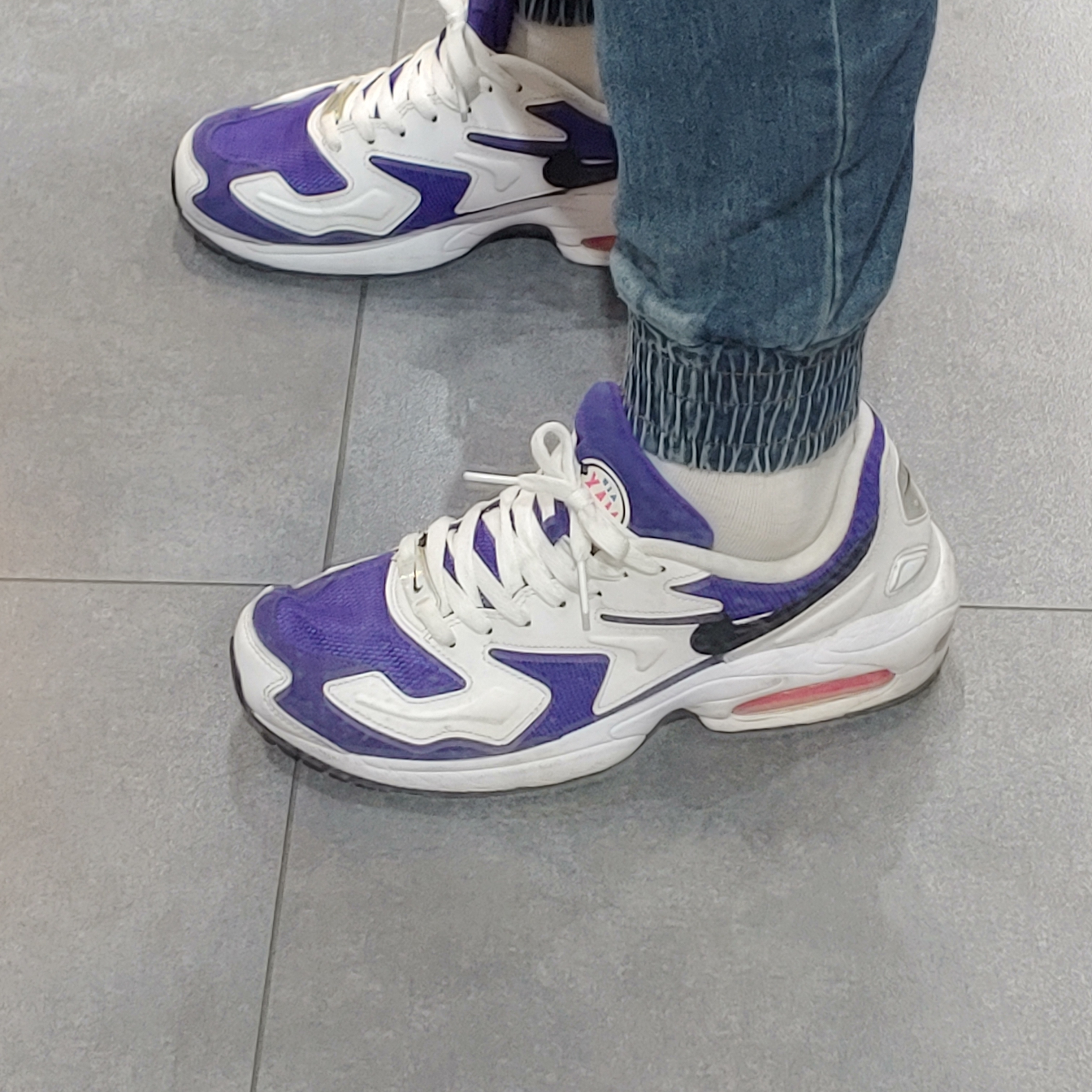 Nike Air Max 2 Light Purple Berry 착용 스타일 - 3