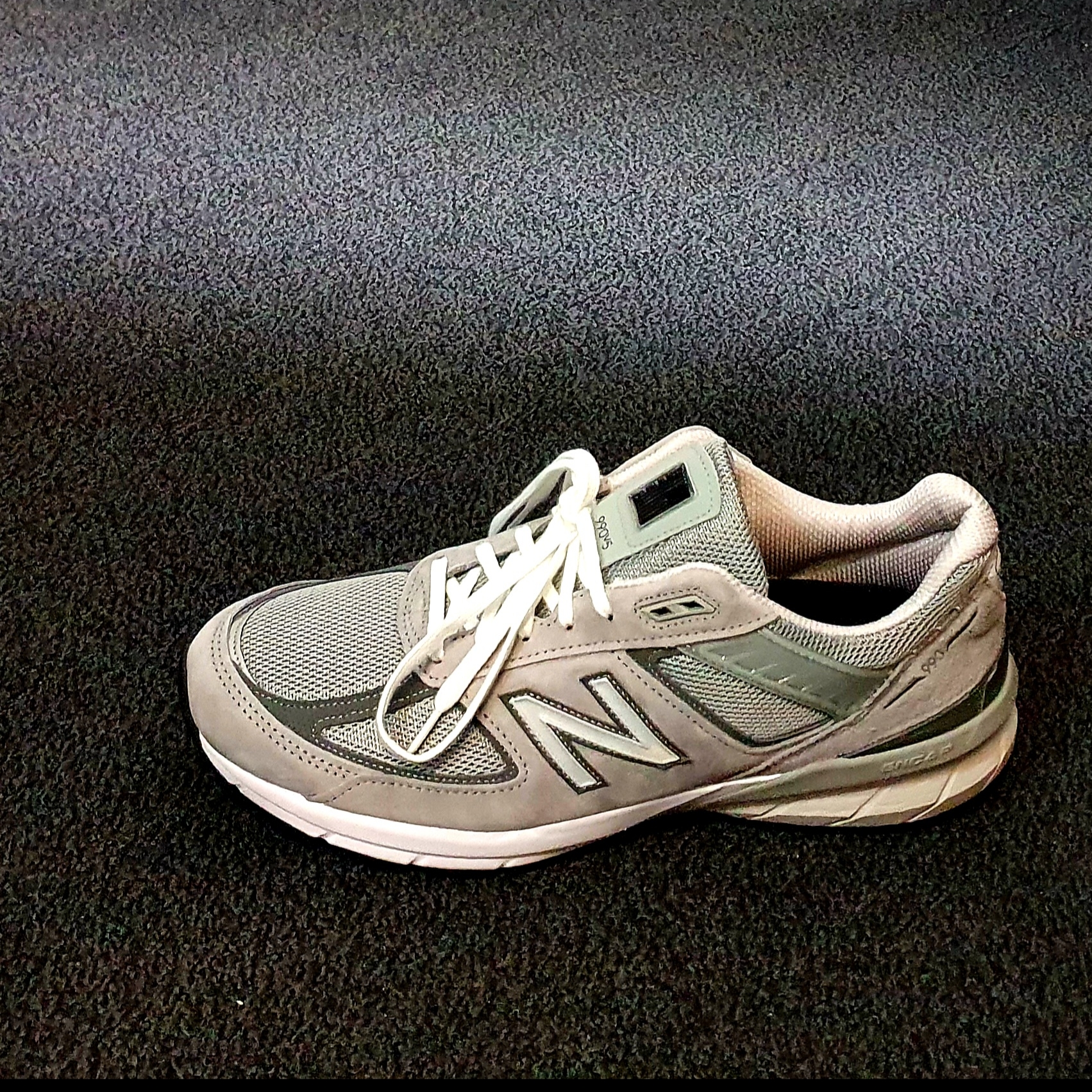 New Balance 990v5 Made in USA Grey - D Standard 착용 스타일
