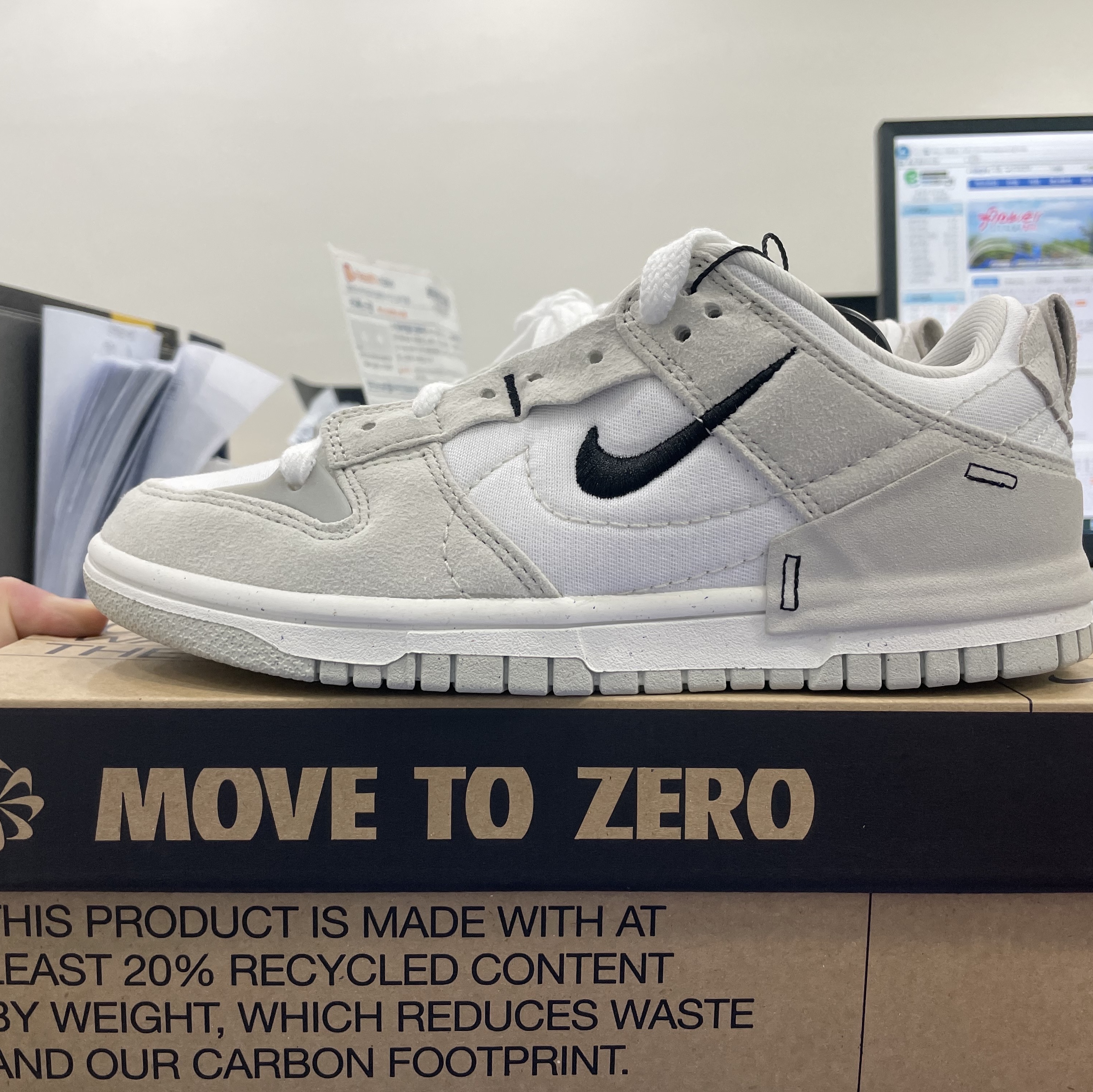 (W) Nike Dunk Low Disrupt 2 White Light Bone 착용 스타일 - 1