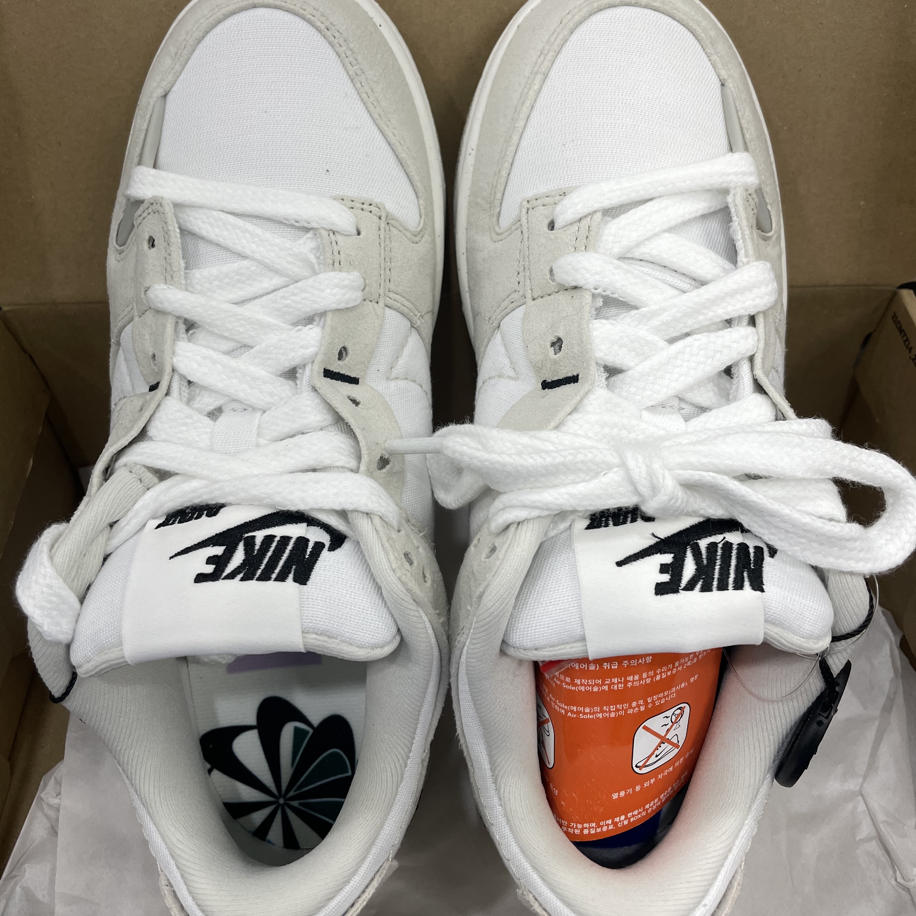(W) Nike Dunk Low Disrupt 2 White Light Bone 착용 스타일 - 3