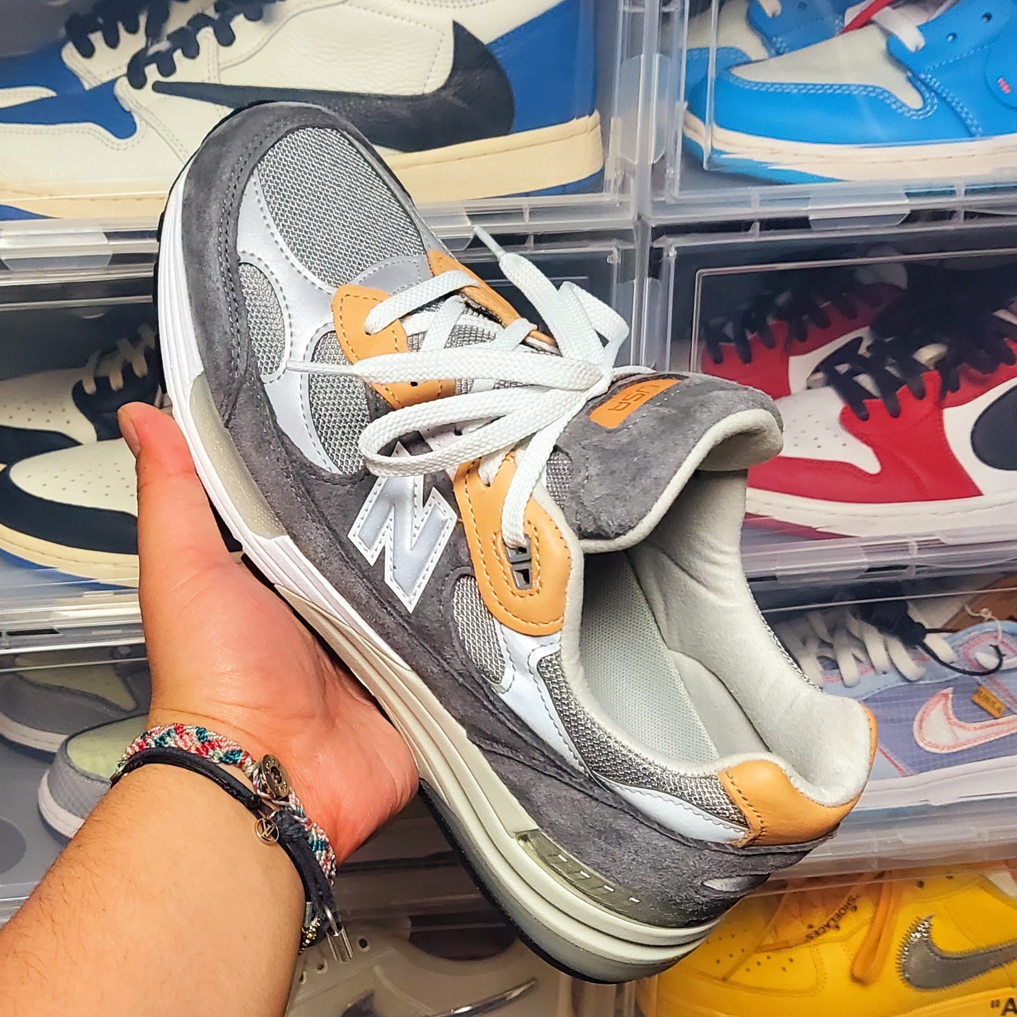New Balance x Todd Snyder 992 Made in USA 10th Anniversary Grey Tan 착용 스타일 - 3