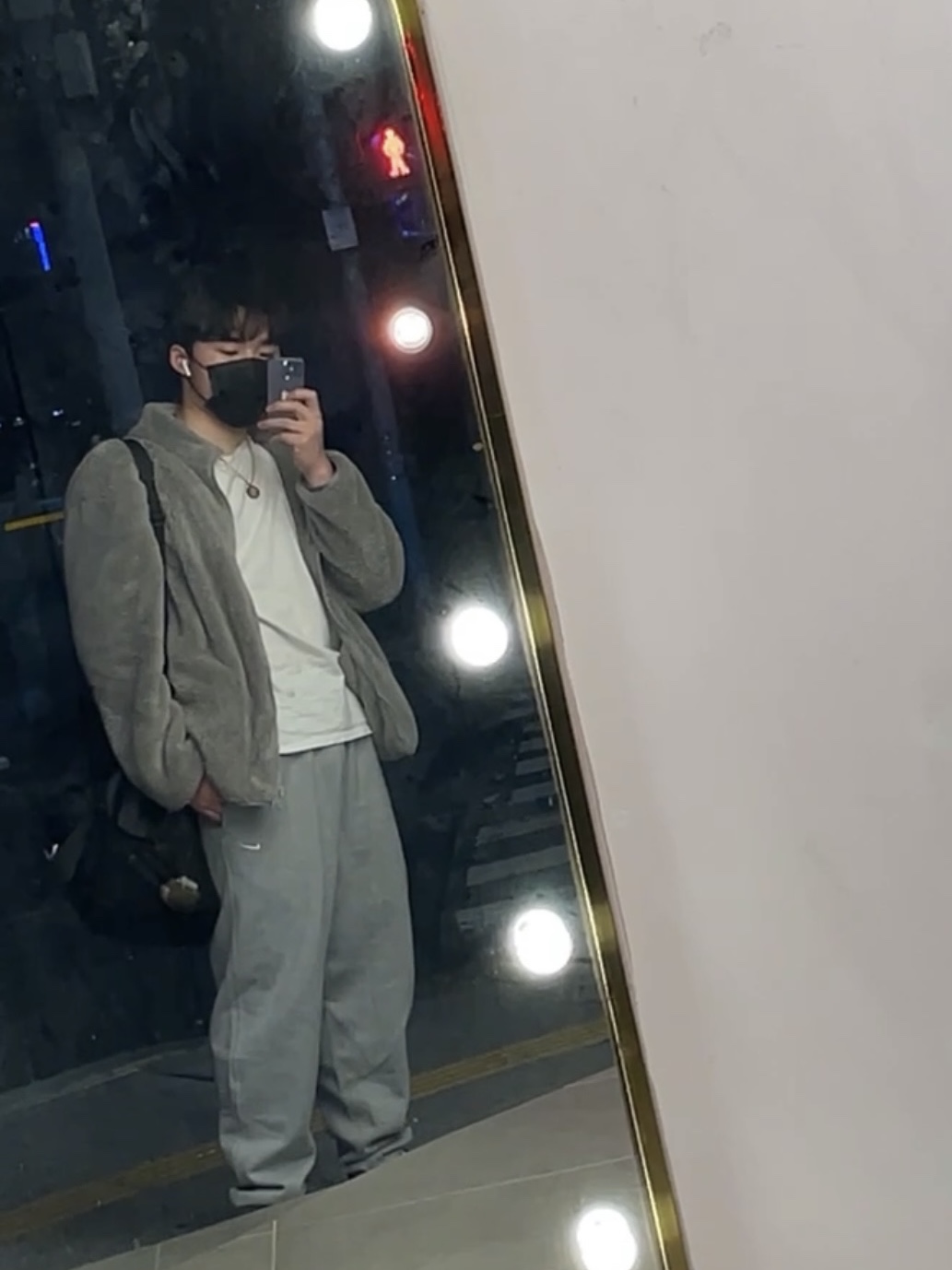 Nike NRG Solo Swoosh Fleece Pants Dark Grey Heather - US/EU 착용 스타일