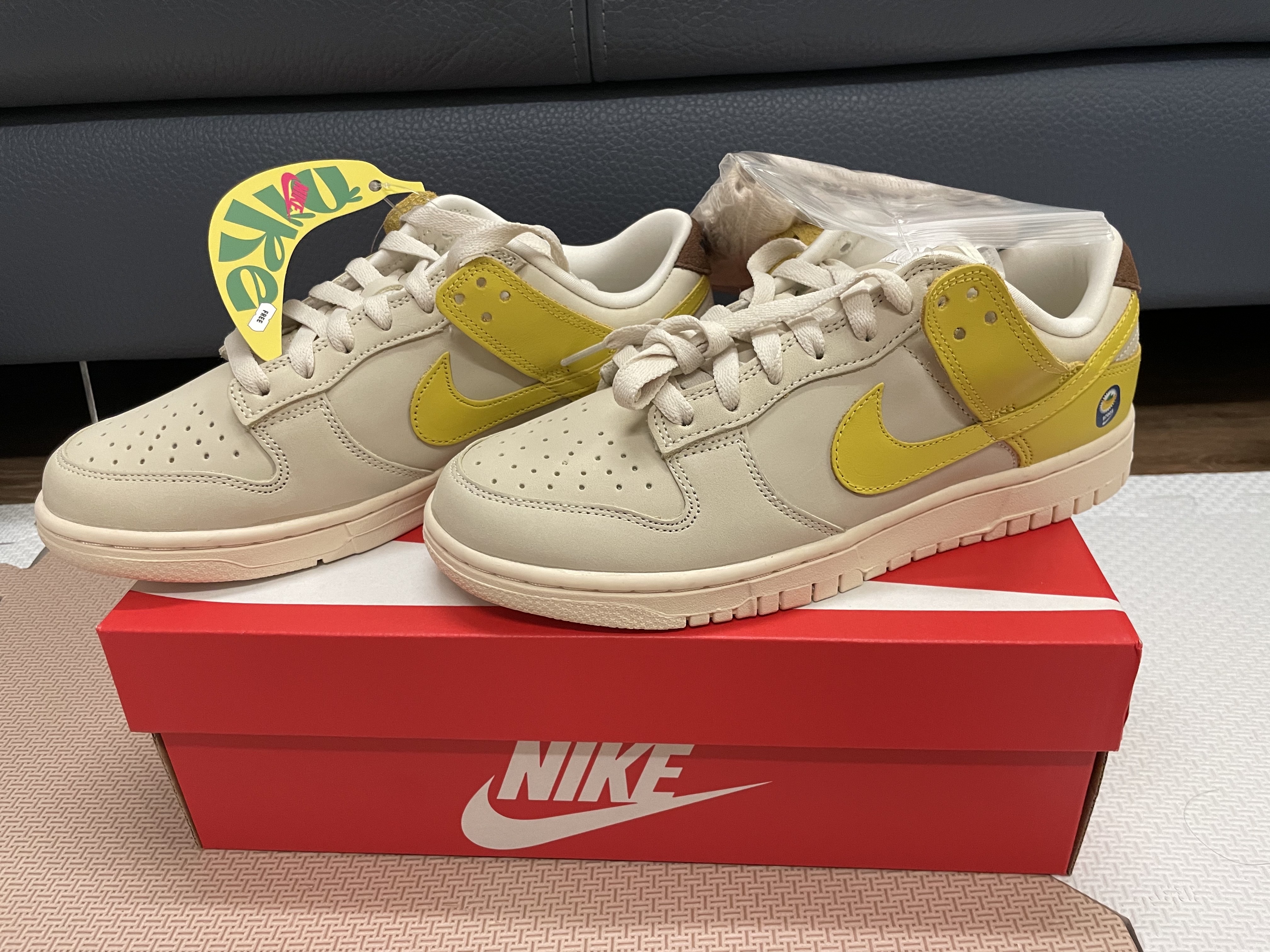(W) Nike Dunk Low LX Banana 착용 스타일 - 1