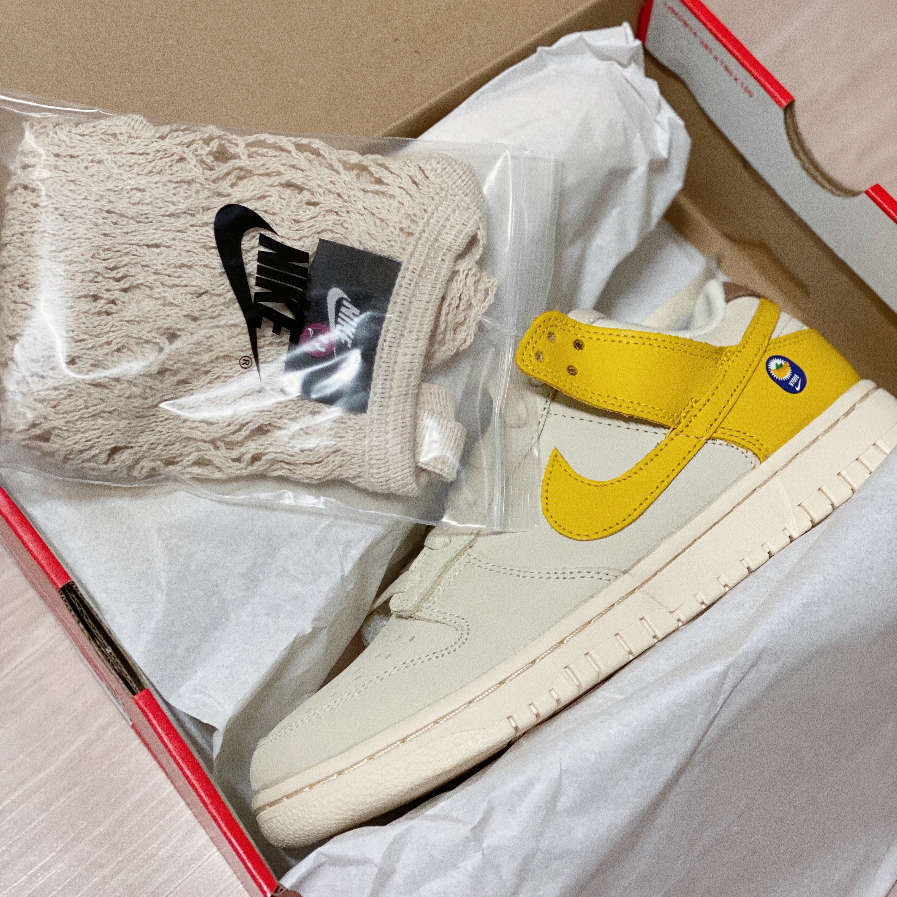 (W) Nike Dunk Low LX Banana 착용 스타일