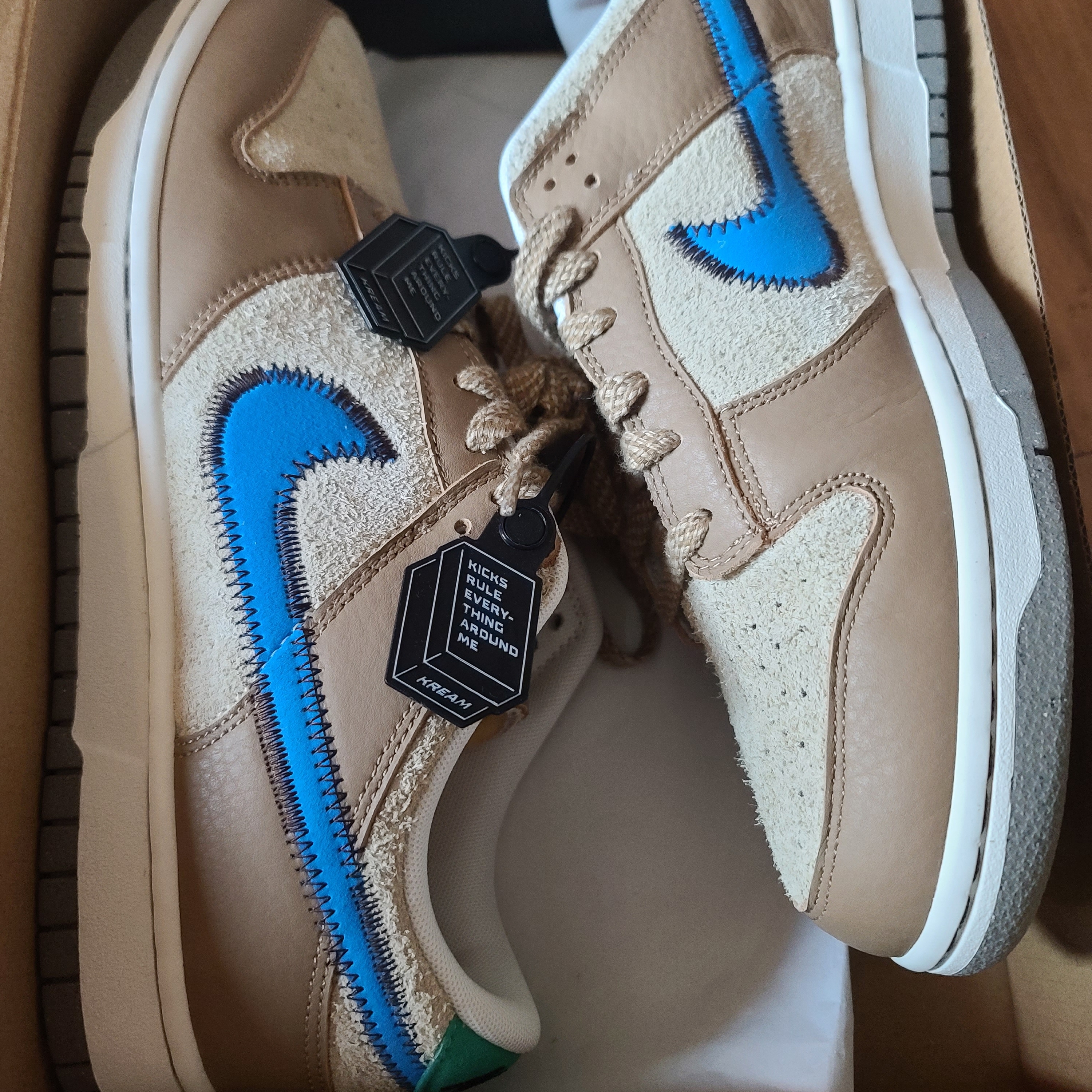 Nike x Size? Dunk Low Dark Driftwood Photo Blue 착용 스타일