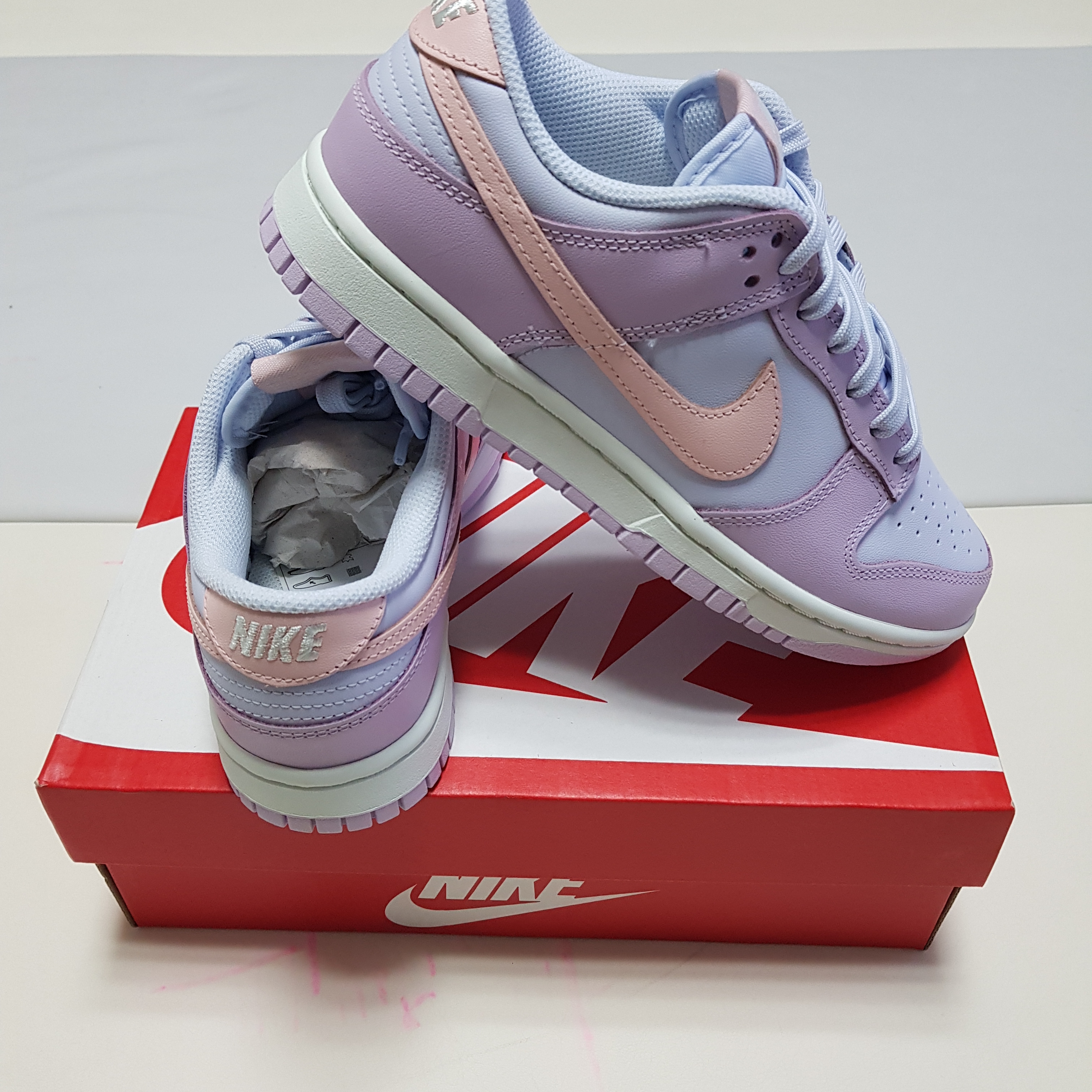 (W) Nike Dunk Low Atmosphere Pink 착용 스타일 - 2