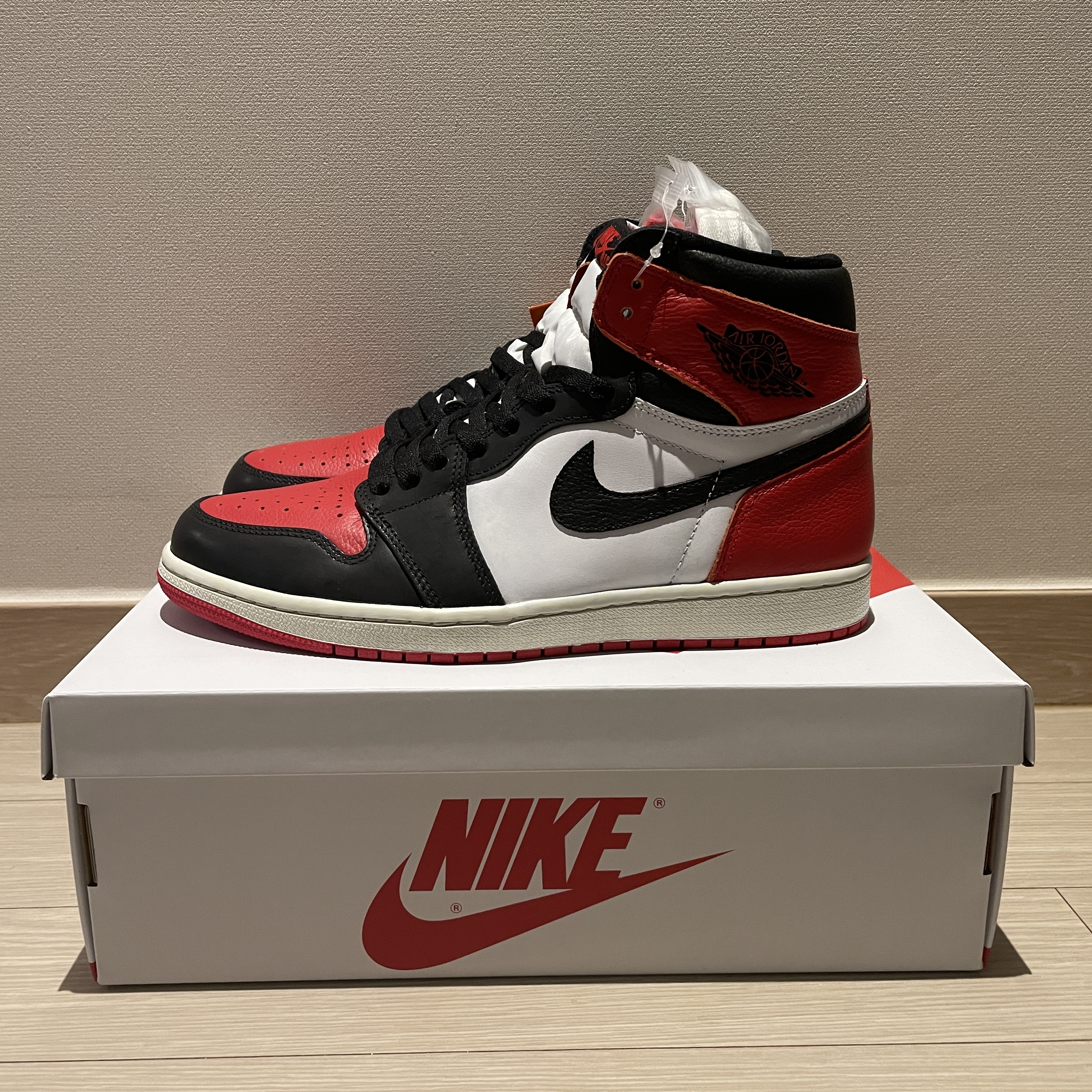 Jordan 1 Retro High OG Heritage, Jordan 1 Low Bred Toe 착용 스타일 - 2