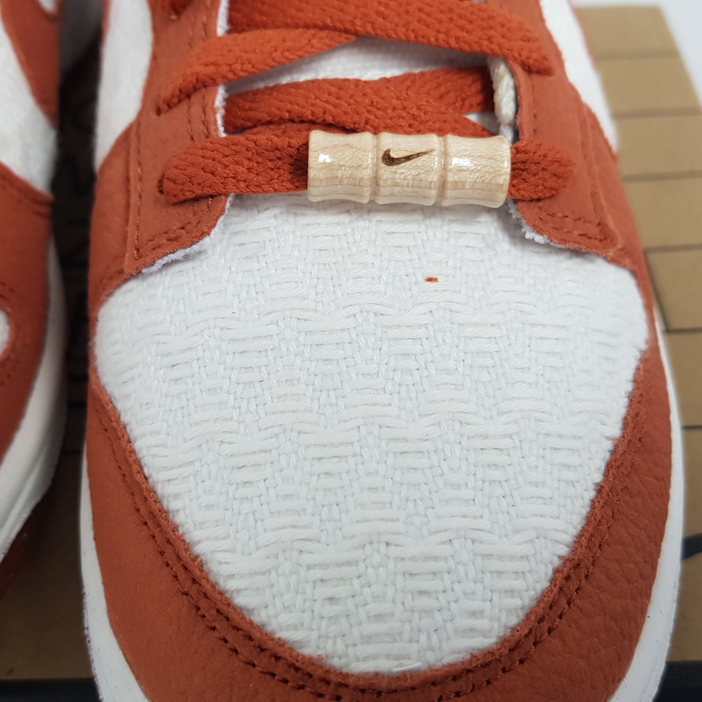 (W) Nike Dunk Low SE Sun Club Burnt Sunrise 착용 스타일 - 5