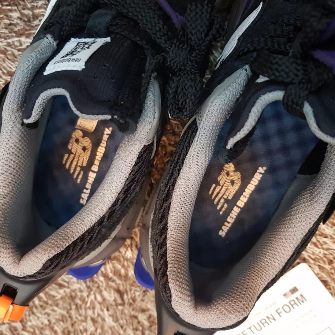 New Balance x Salehe Bembury 574 Yurt Black 착용 스타일 - 3