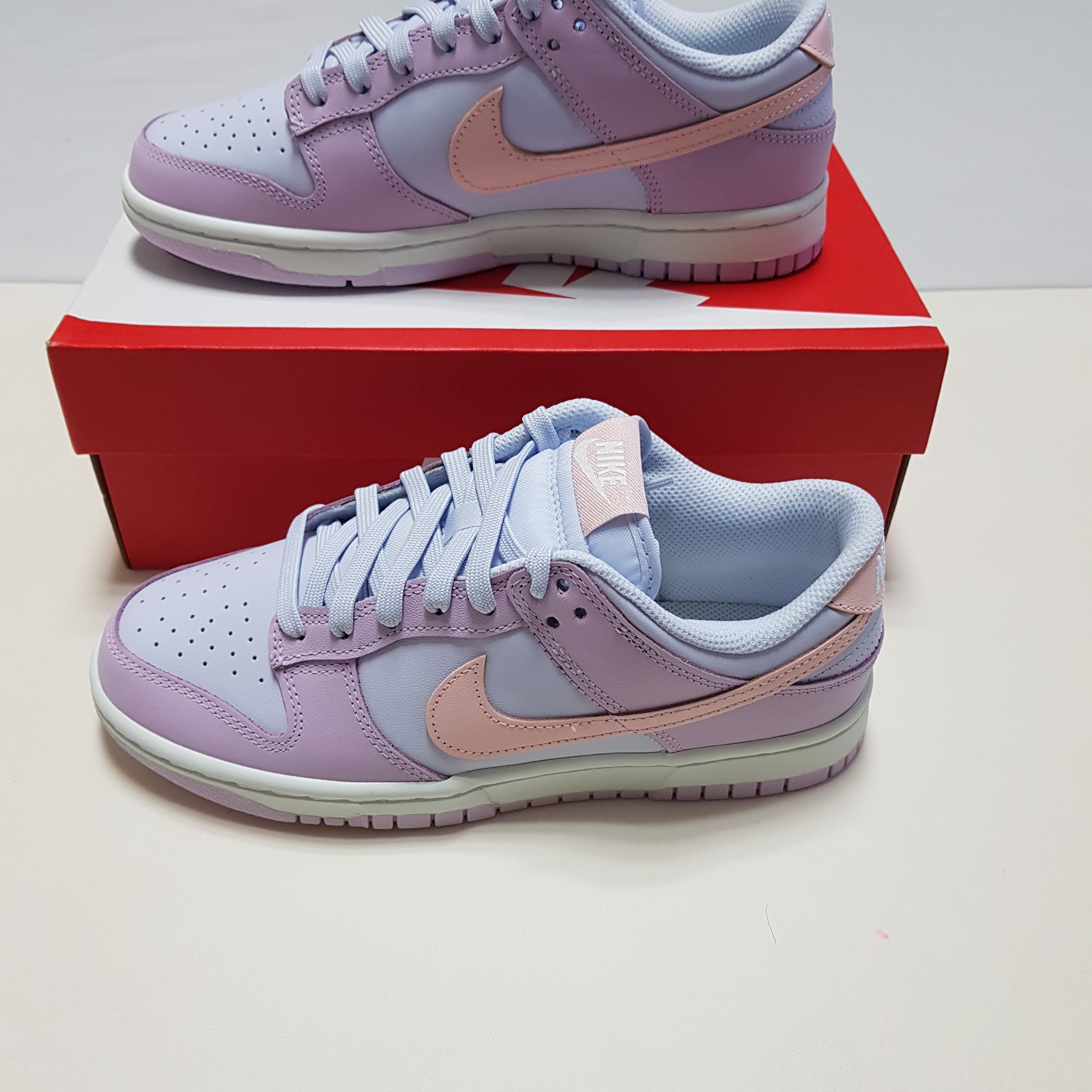 (W) Nike Dunk Low Atmosphere Pink 착용 스타일 - 1