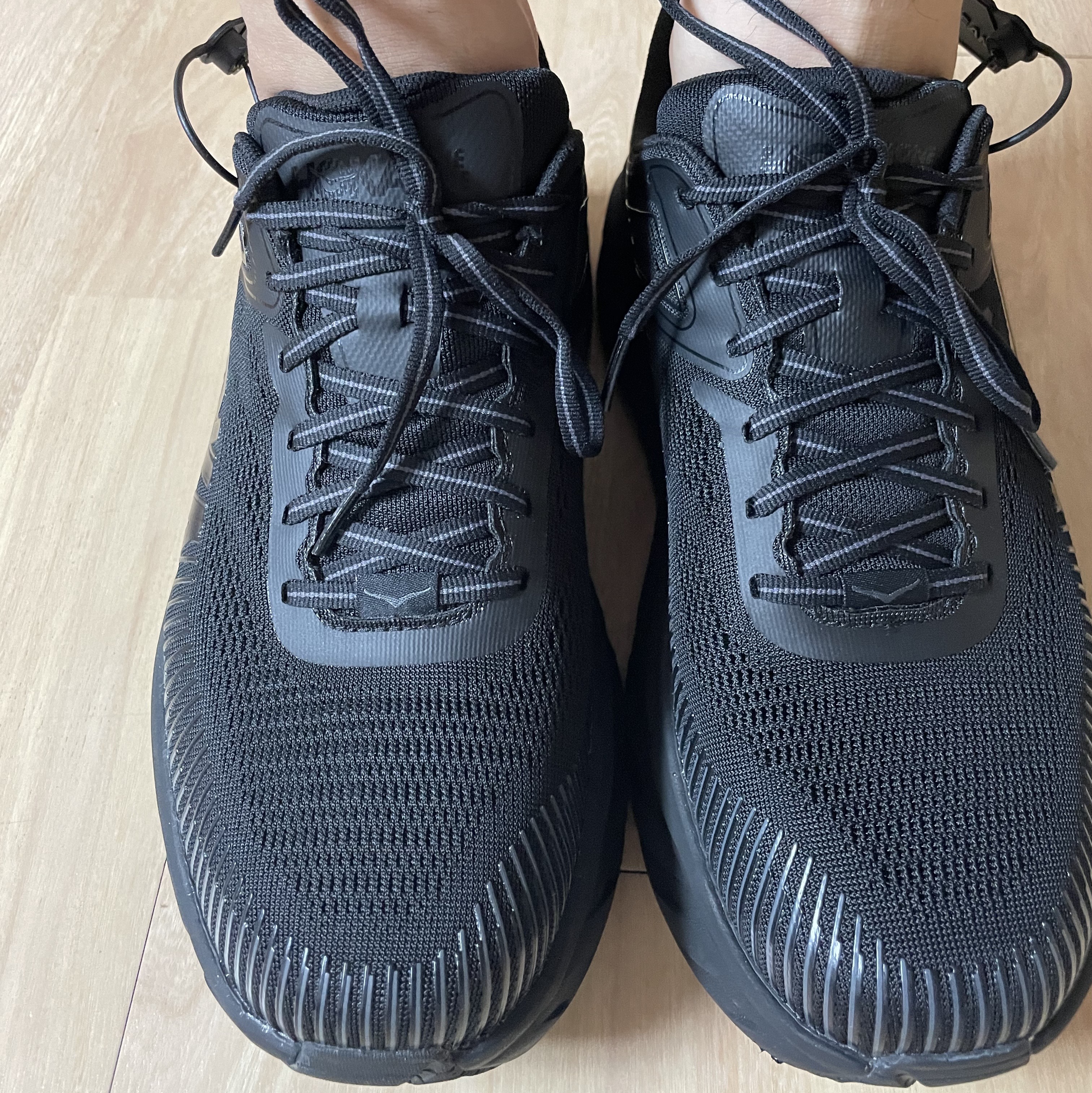 Hoka Bondi 7 Black - Wide 착용 스타일