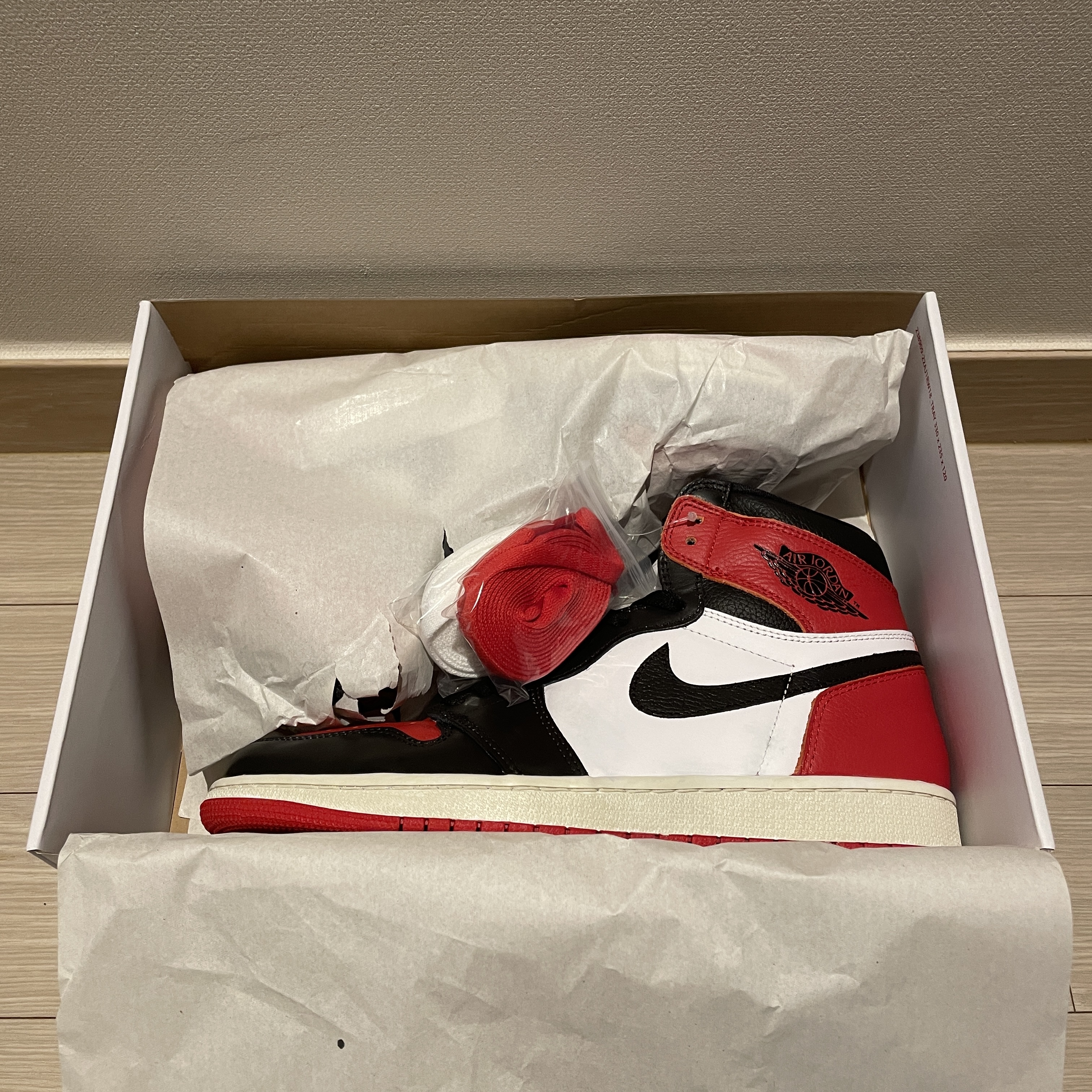 Jordan 1 Retro High OG Heritage, Jordan 1 Low Bred Toe 착용 스타일 - 4