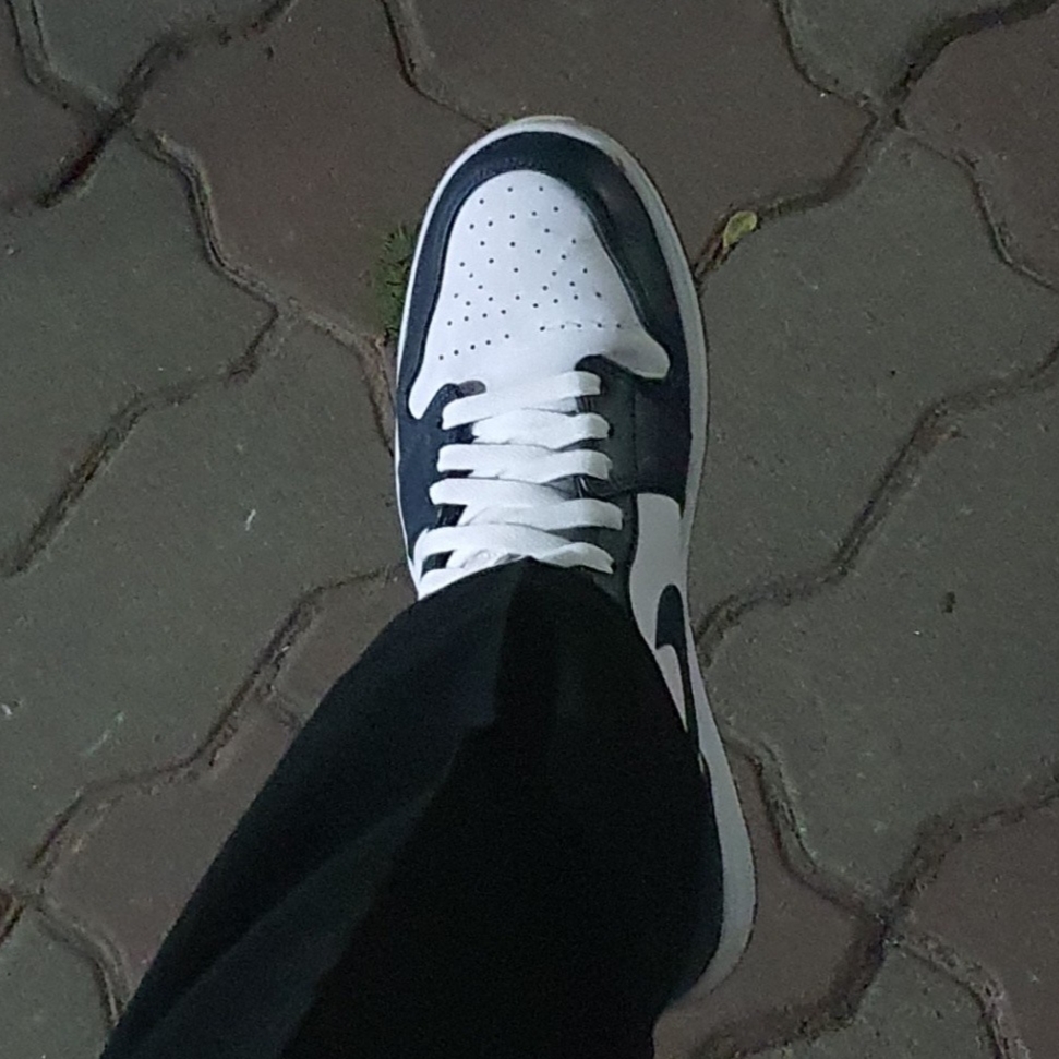 Jordan 1 Mid Dark Teal 착용 스타일