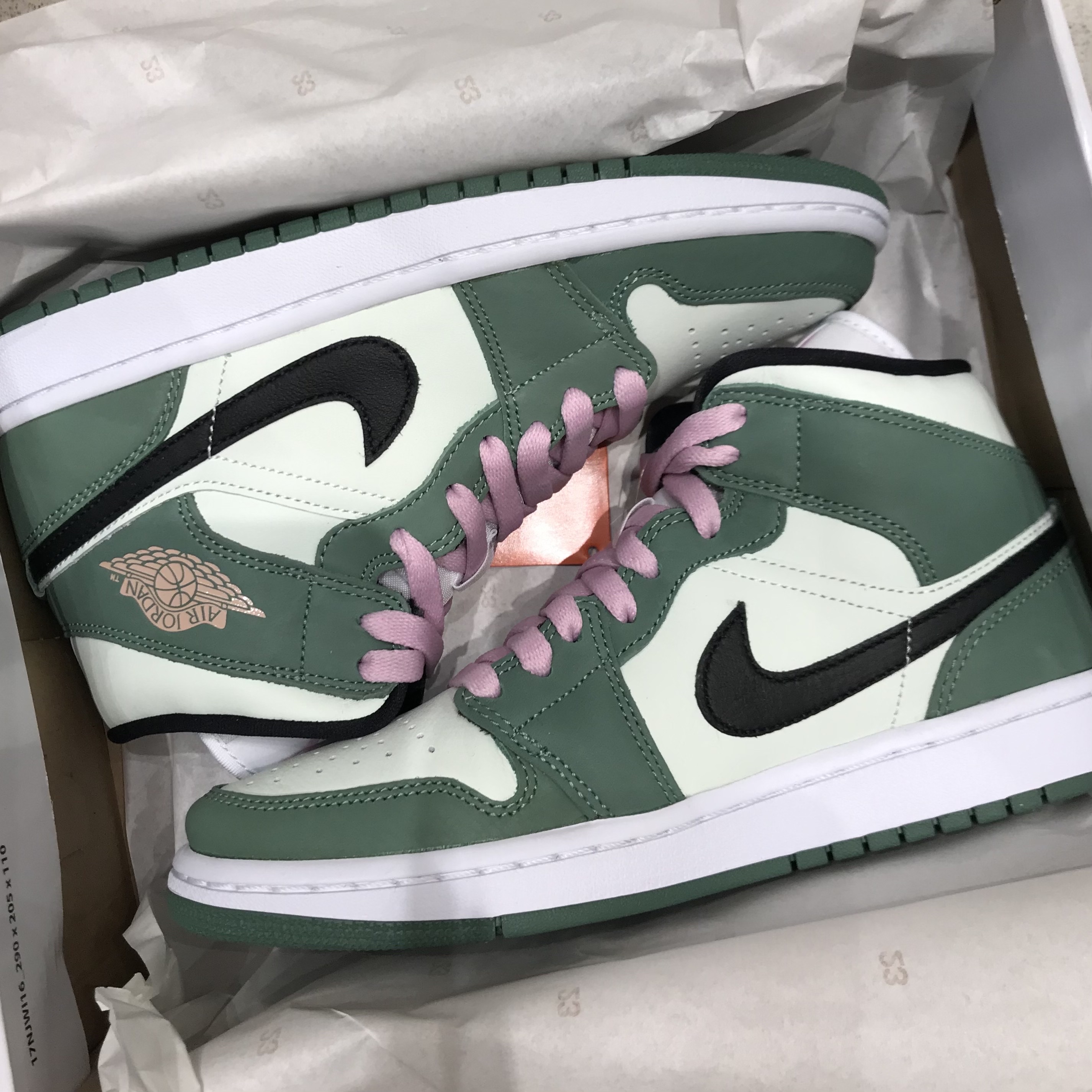 (W) Jordan 1 Mid SE Dutch Green 착용 스타일