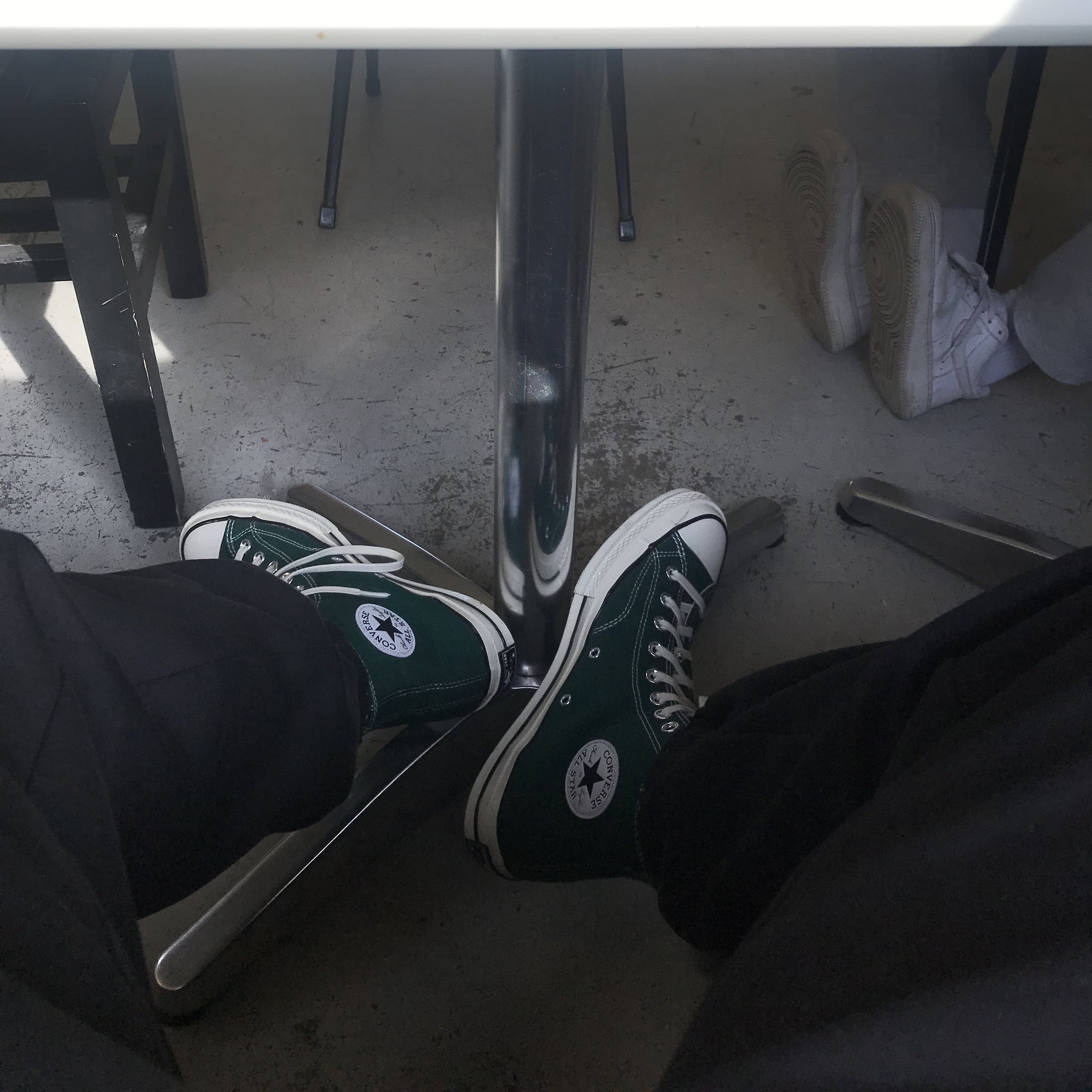 Converse Chuck 70 High Midnight Clover, Zara x Ader Error Jogger Pants Dark Anthracite Grey 착용 스타일