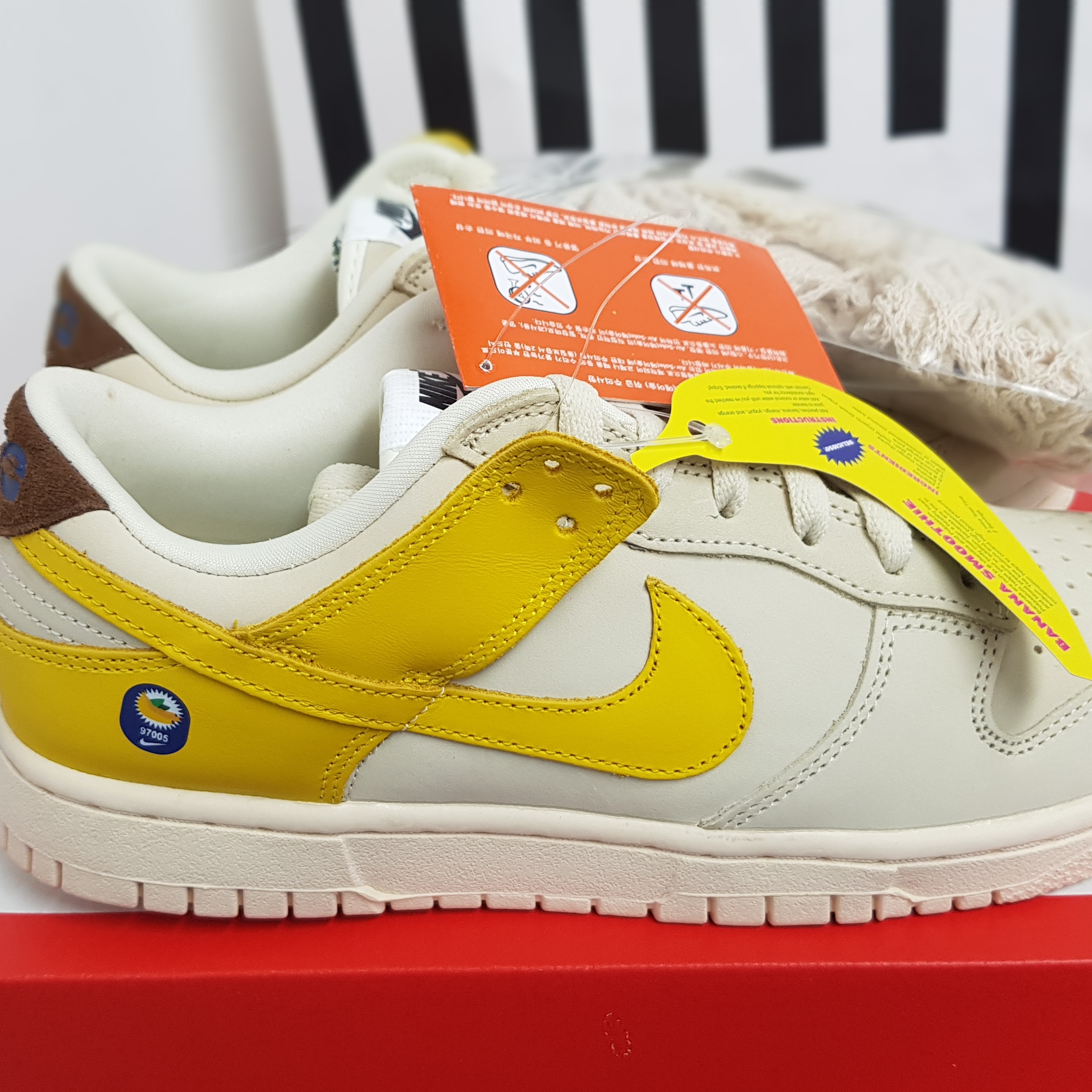 (W) Nike Dunk Low LX Banana 착용 스타일 - 1