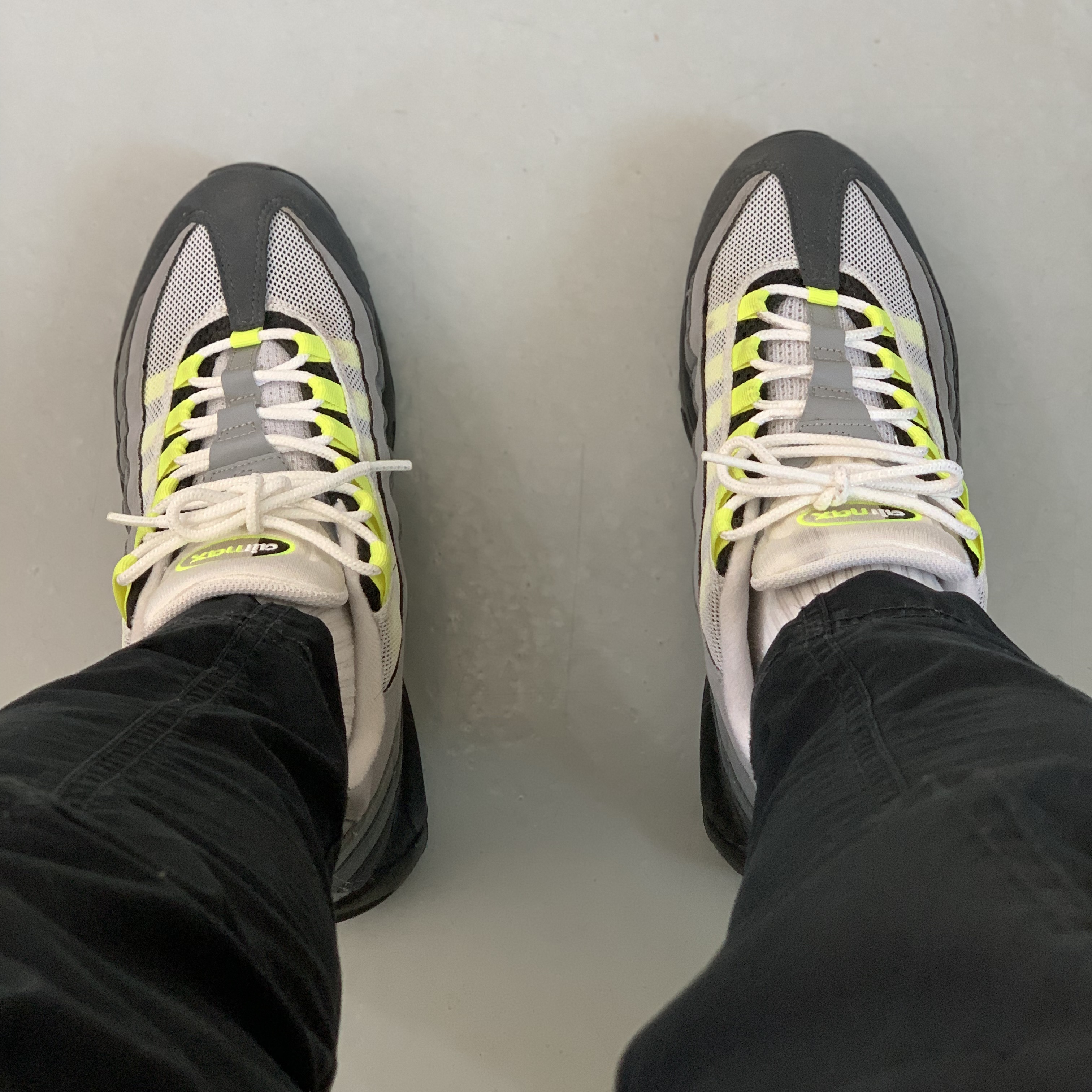 Nike Air Max 95 OG Neon Yellow 2020 착용 스타일