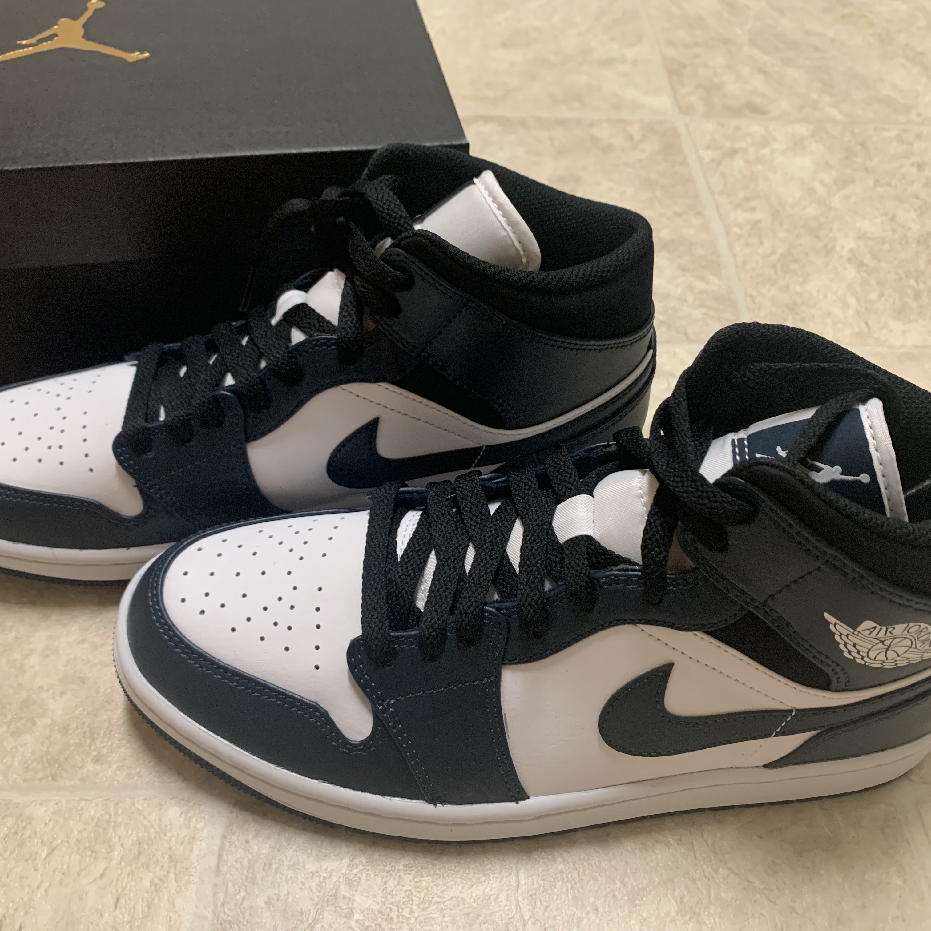 Jordan 1 Mid Dark Teal 착용 스타일