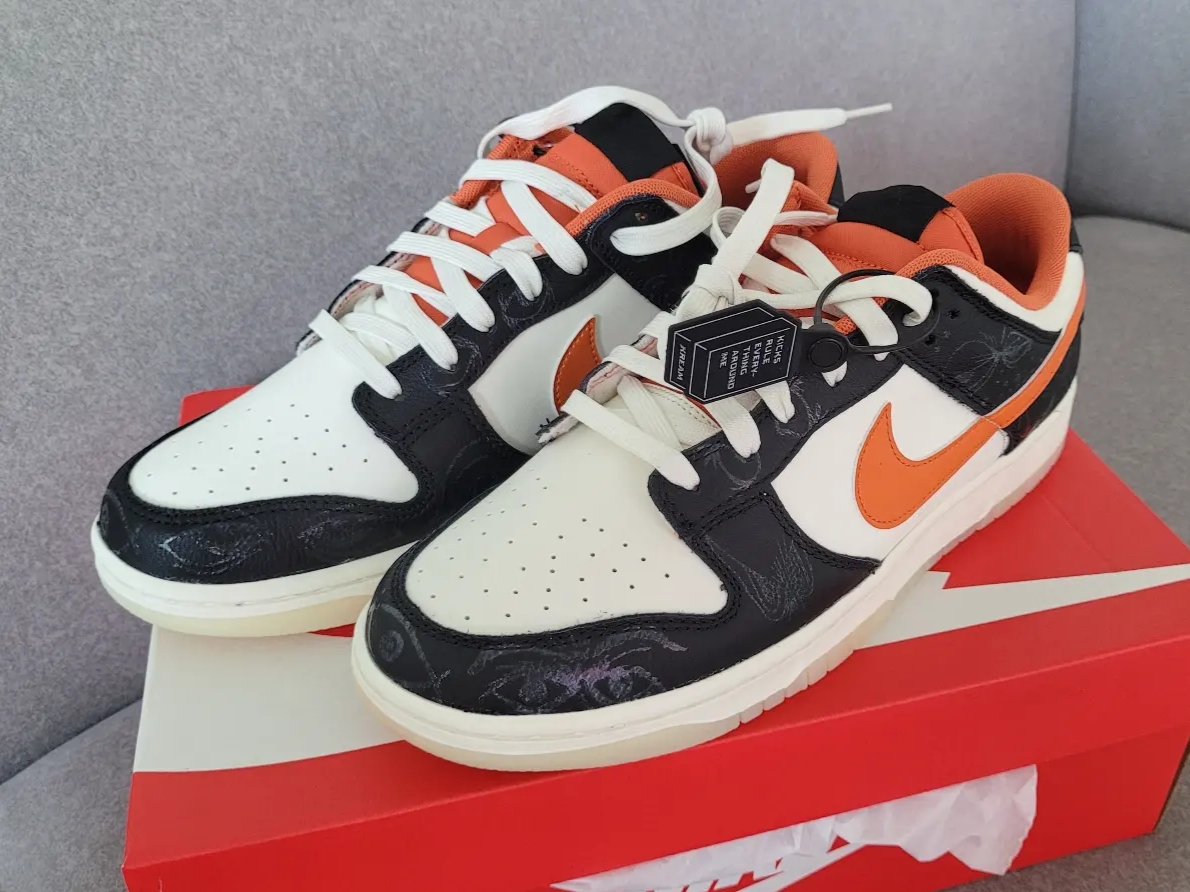 Nike Dunk Low Retro PRM Halloween 착용 스타일
