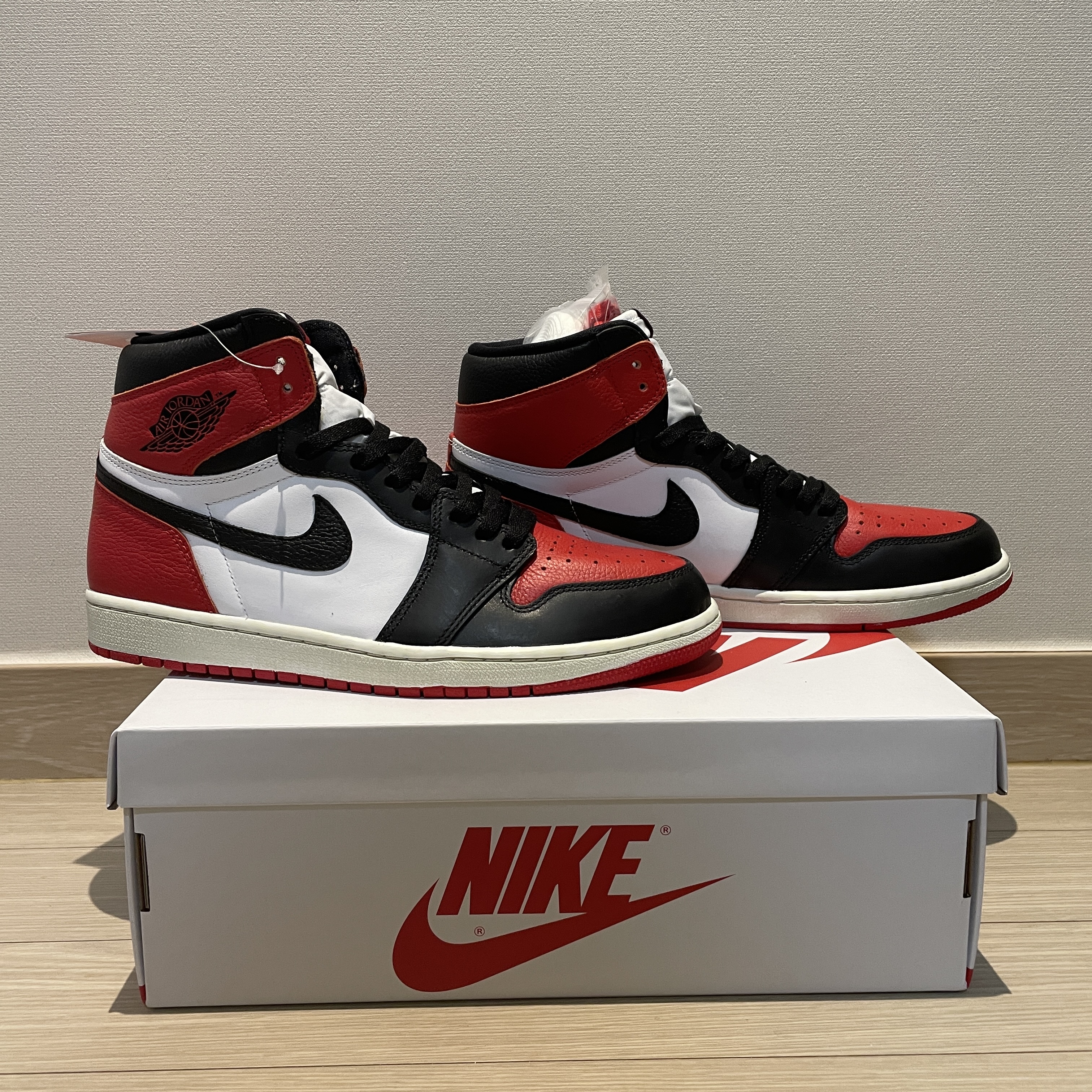 Jordan 1 Retro High OG Heritage, Jordan 1 Low Bred Toe 착용 스타일 - 3