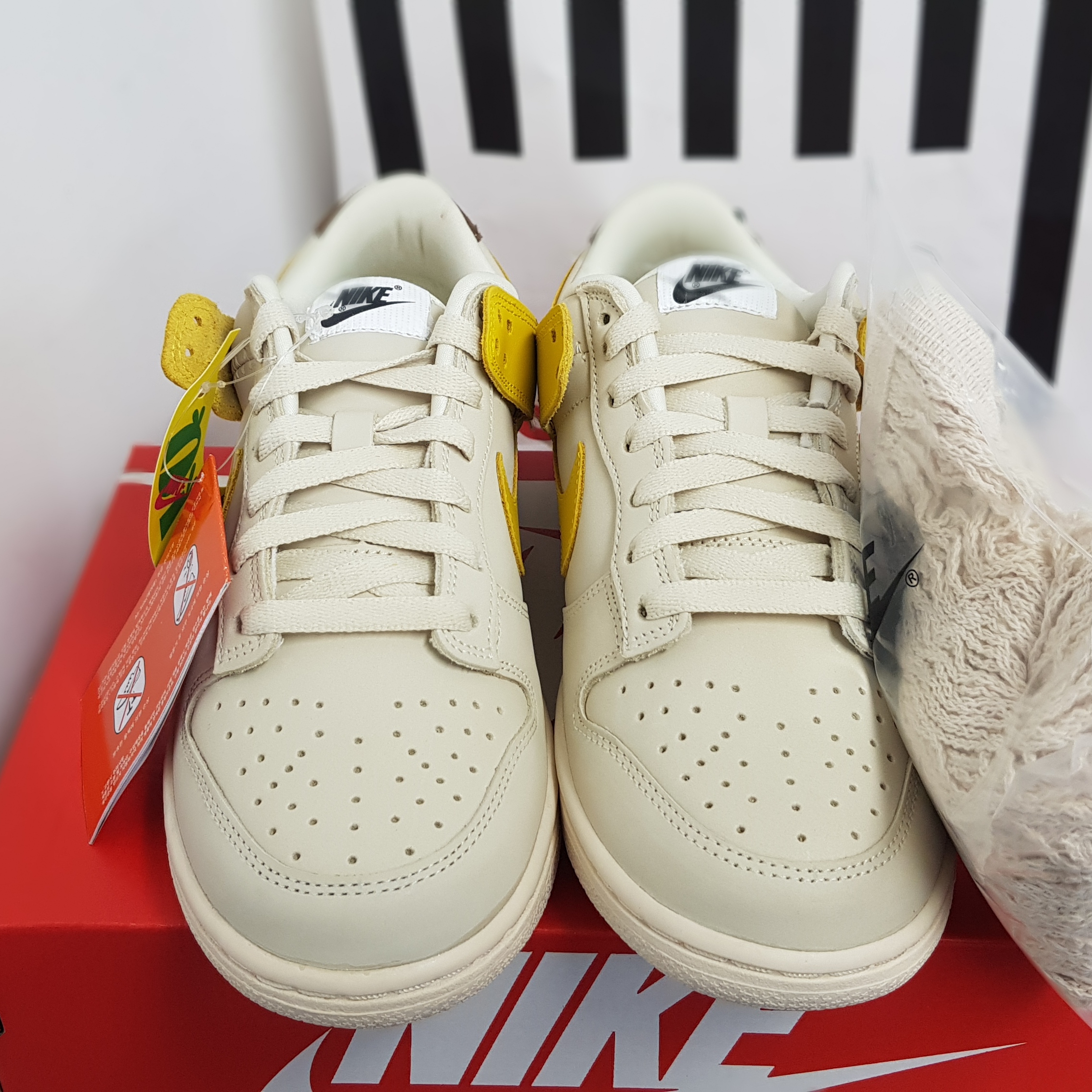 (W) Nike Dunk Low LX Banana 착용 스타일 - 2
