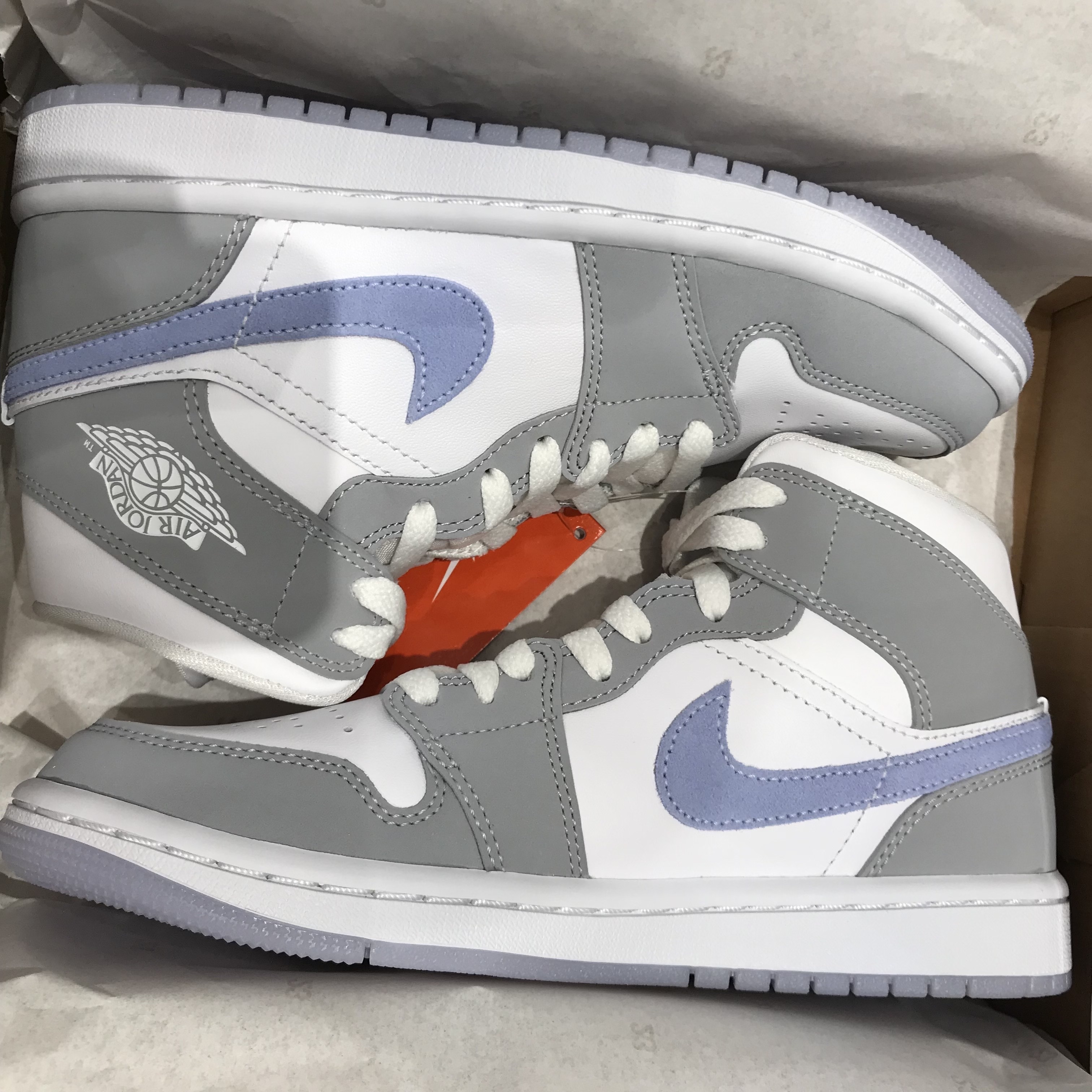 (W) Jordan 1 Mid Wolf Grey 착용 스타일