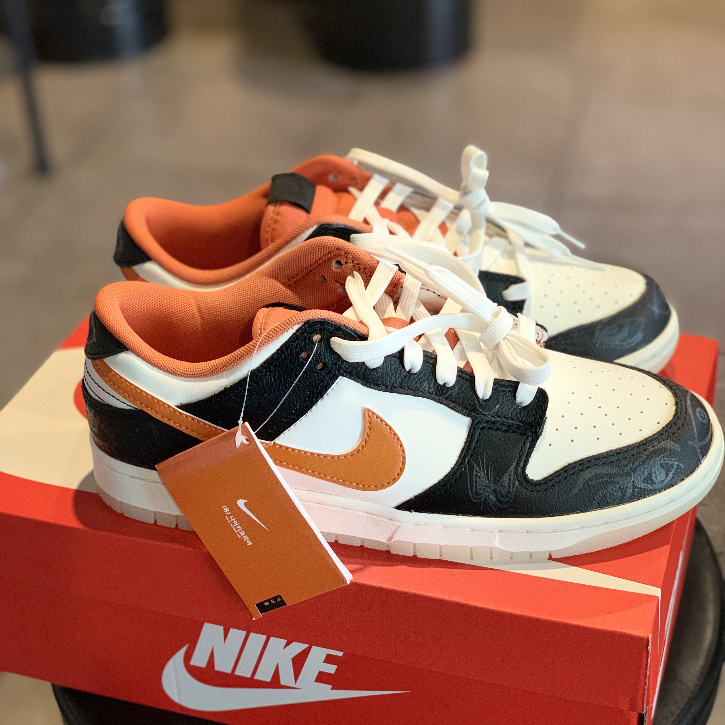 Nike Dunk Low Retro PRM Halloween 착용 스타일