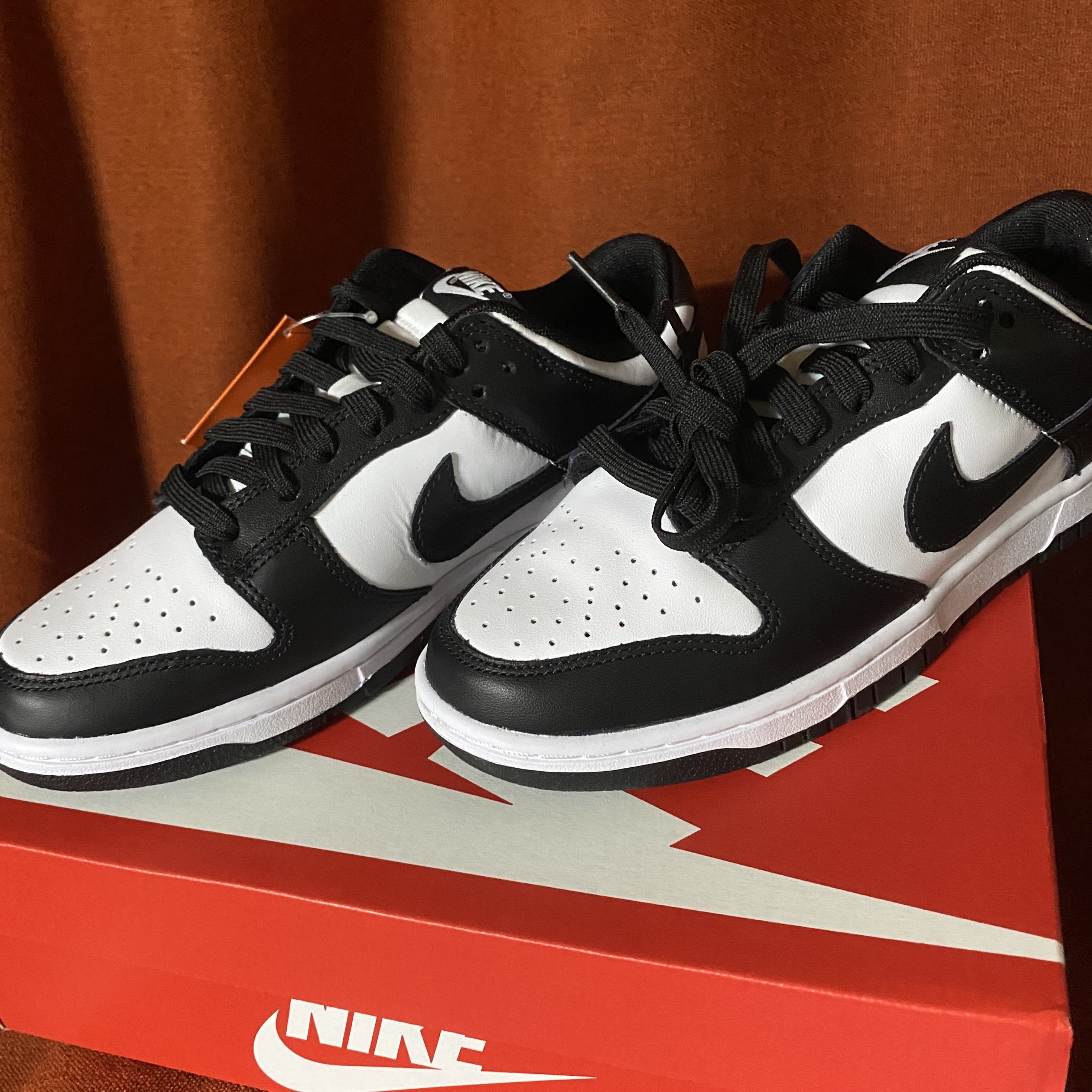 Nike Dunk Low Retro Black 착용 스타일