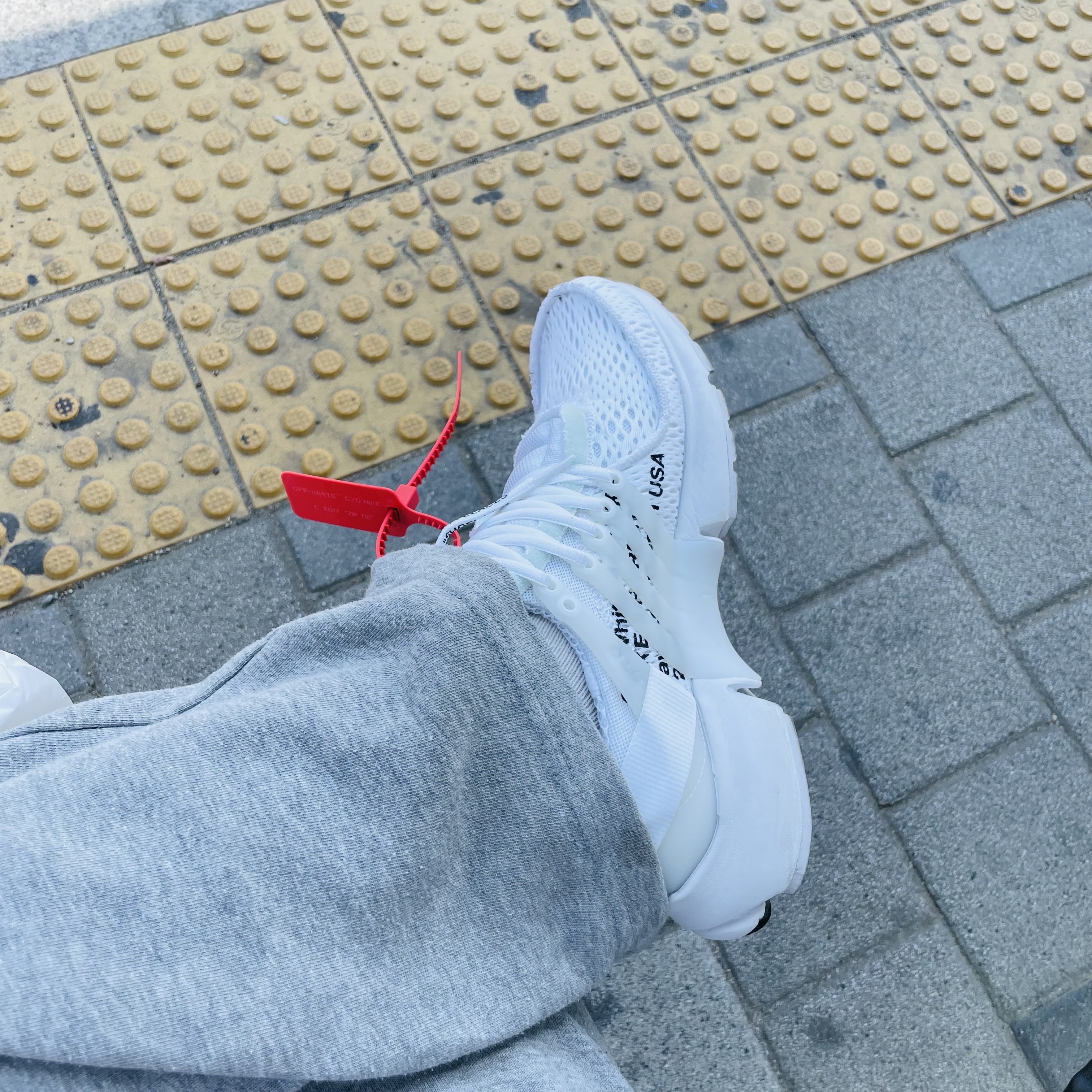 Nike x Off-White Air Presto White 착용 스타일