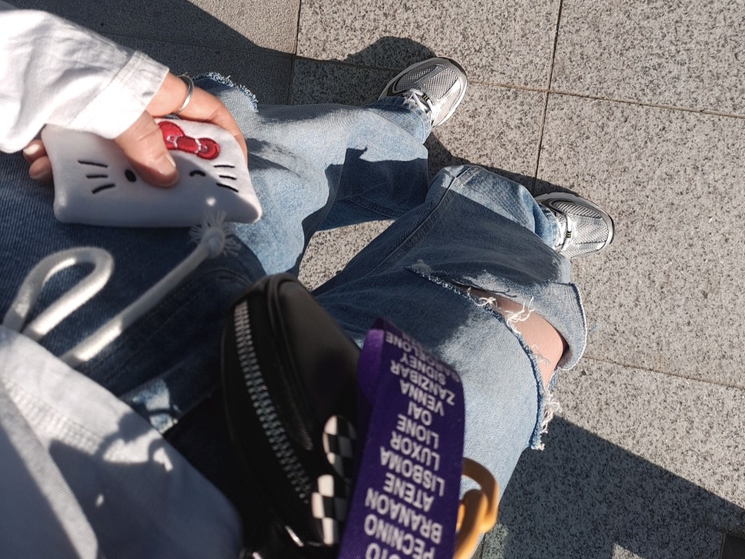 New Balance 530 Silver 착용 스타일