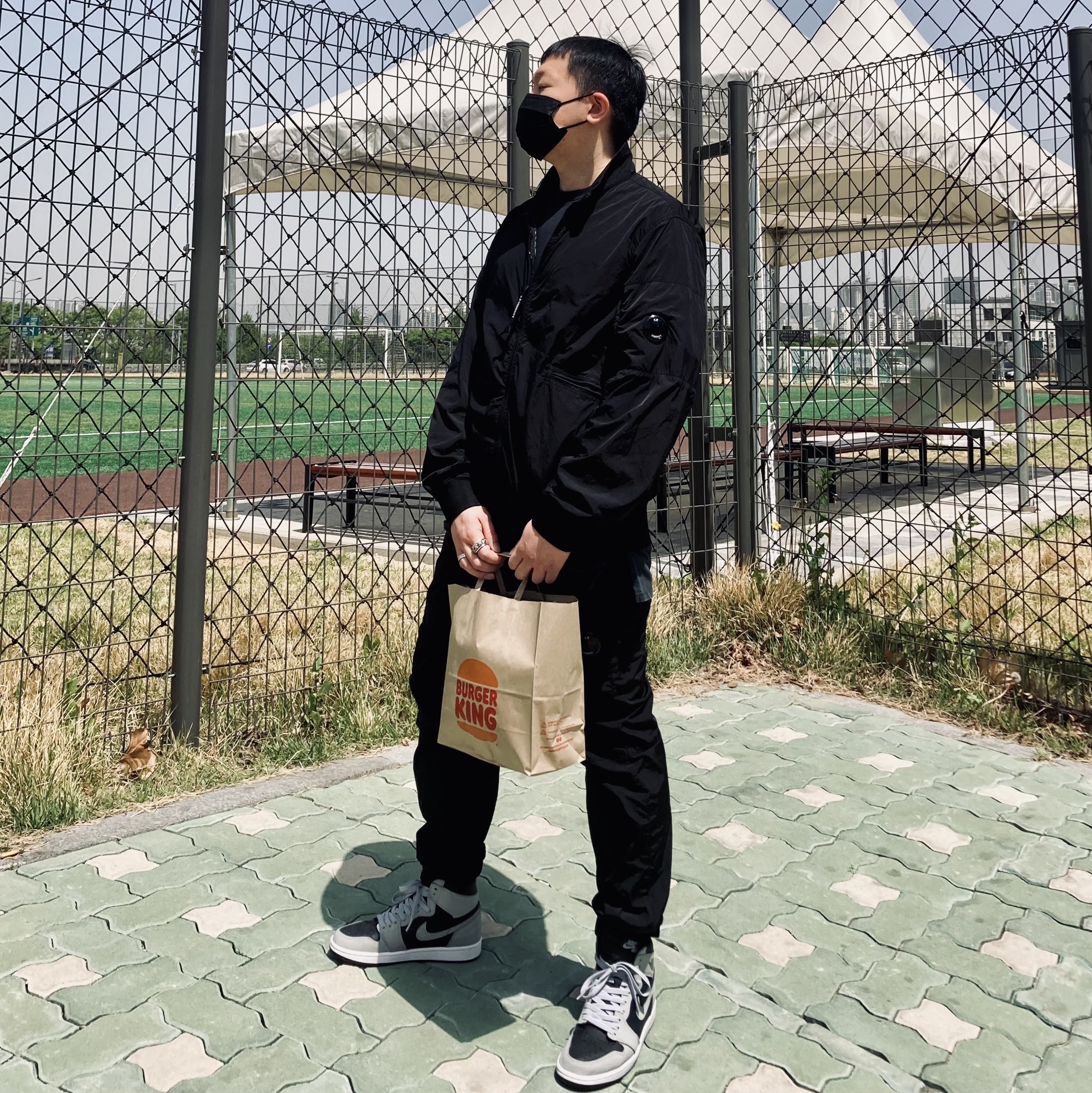 C.P. Company Chome-R Track Pants Black - 22SS, C.P. Company Chrome-R Stand Collar Jacket Black - 22SS 착용 스타일