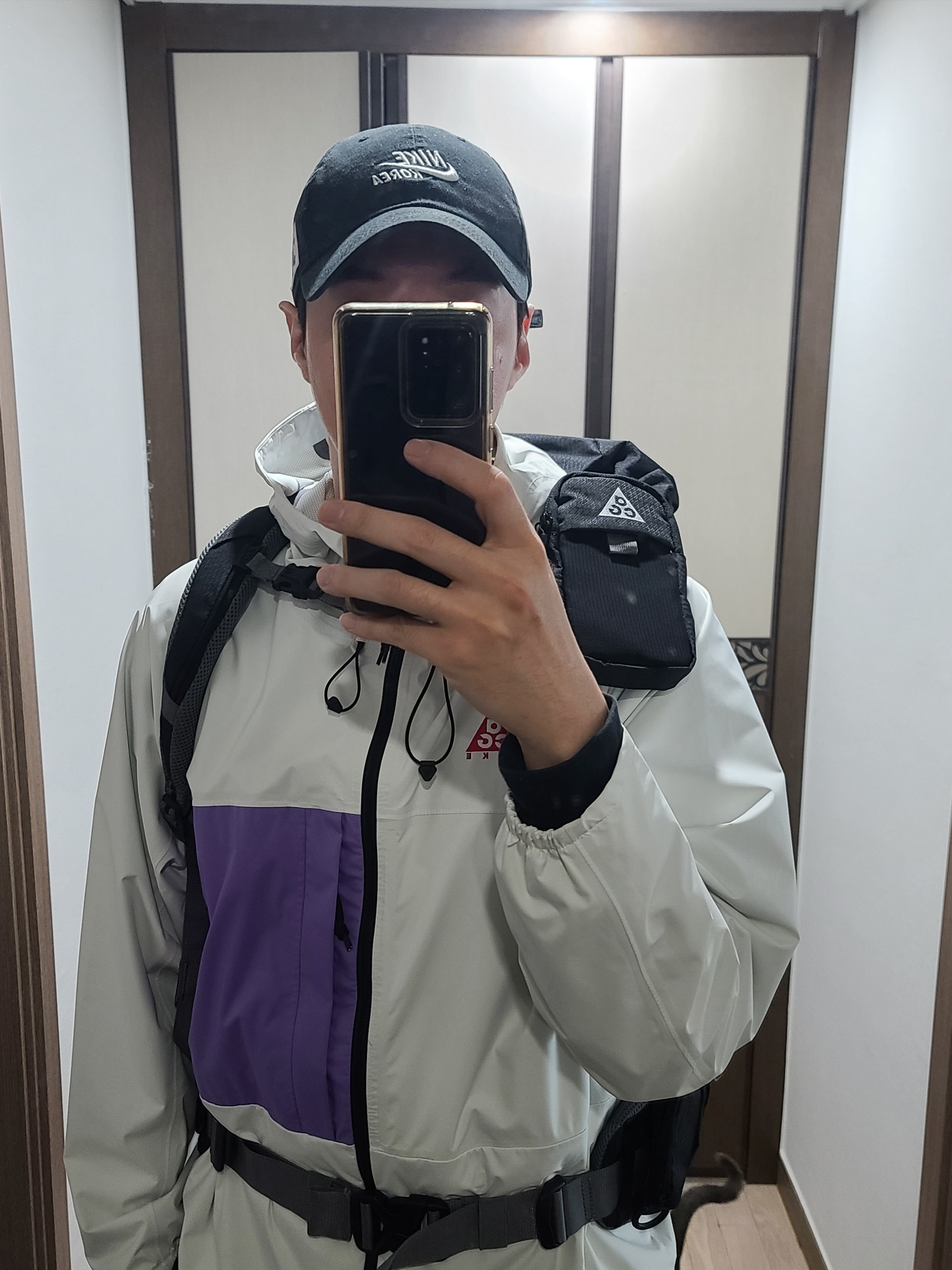 Nike ACG 36 Backpack Black 착용 스타일