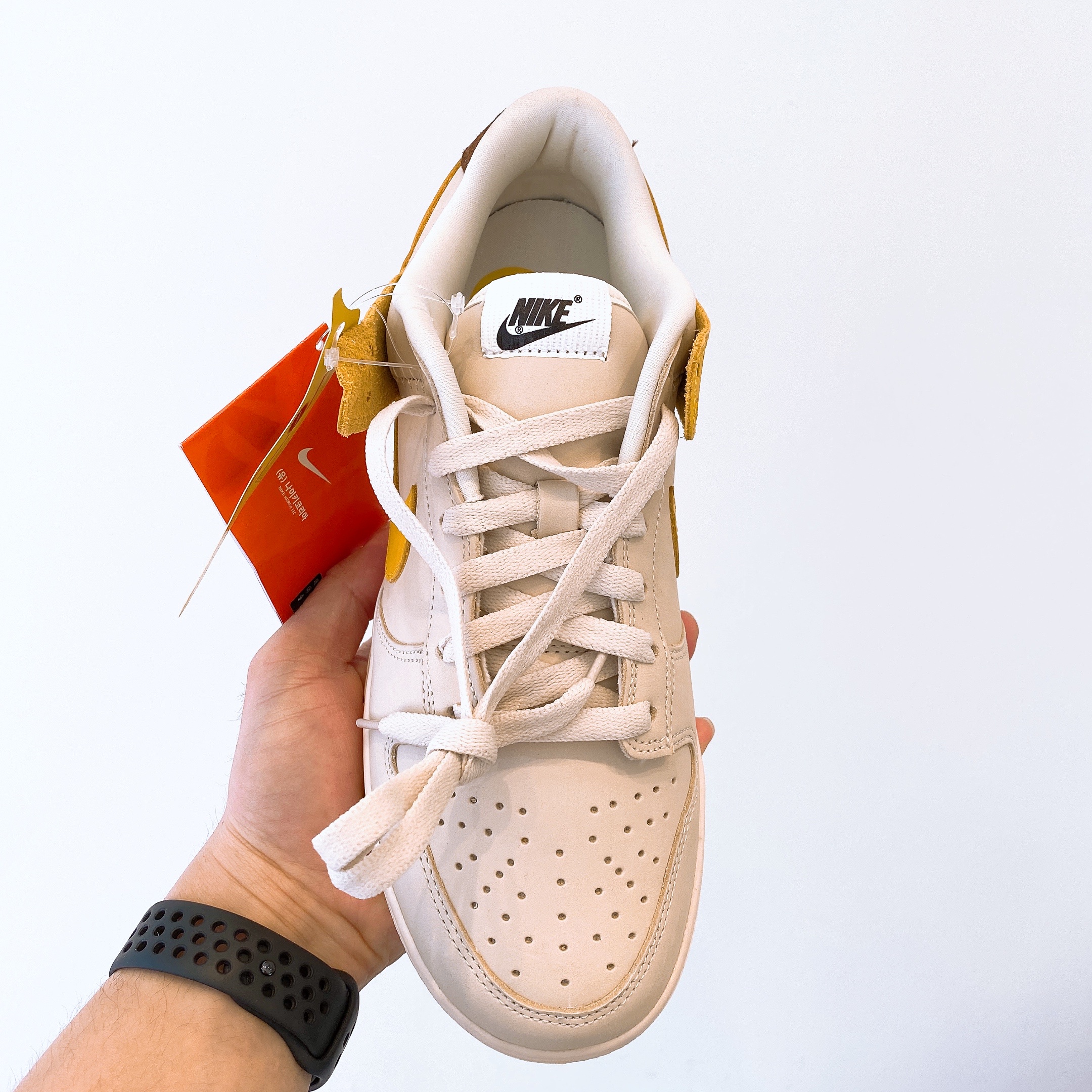 (W) Nike Dunk Low LX Banana 착용 스타일 - 2