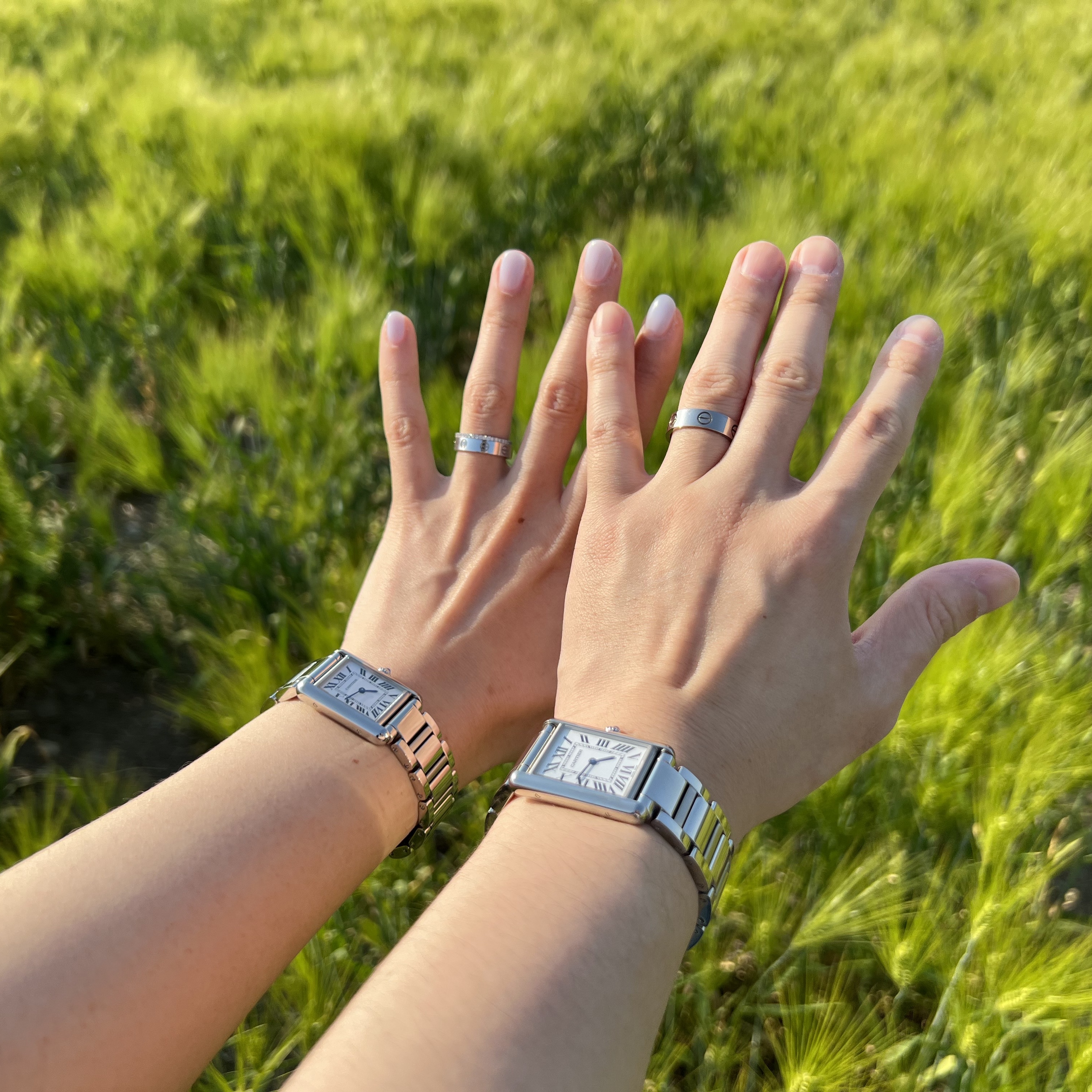 Cartier Tank Must Watch Large Quartz Steel Bracelet Steel, Cartier Tank Must Watch Small Quartz Steel Bracelet Steel 착용 스타일