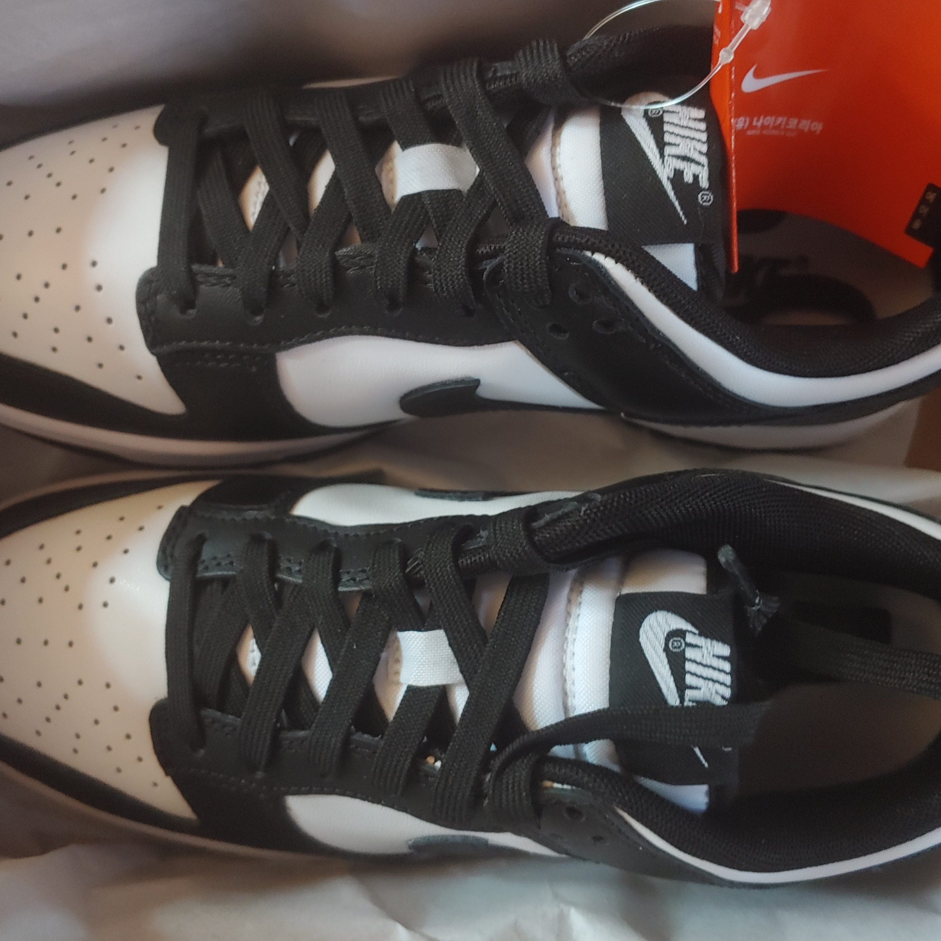 Nike Dunk Low Retro Black 착용 스타일