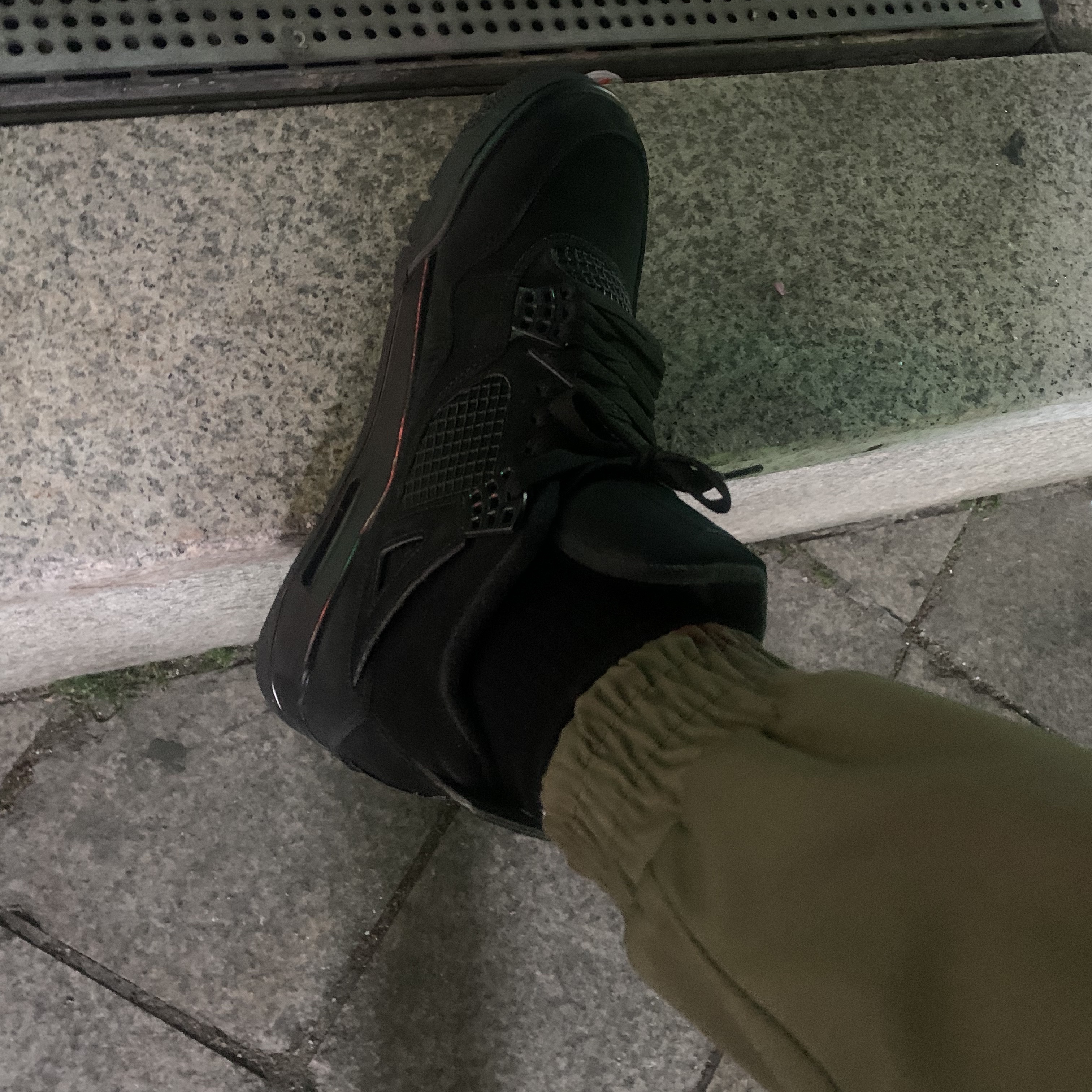 Jordan 4 Retro Black Cat 2020 착용 스타일