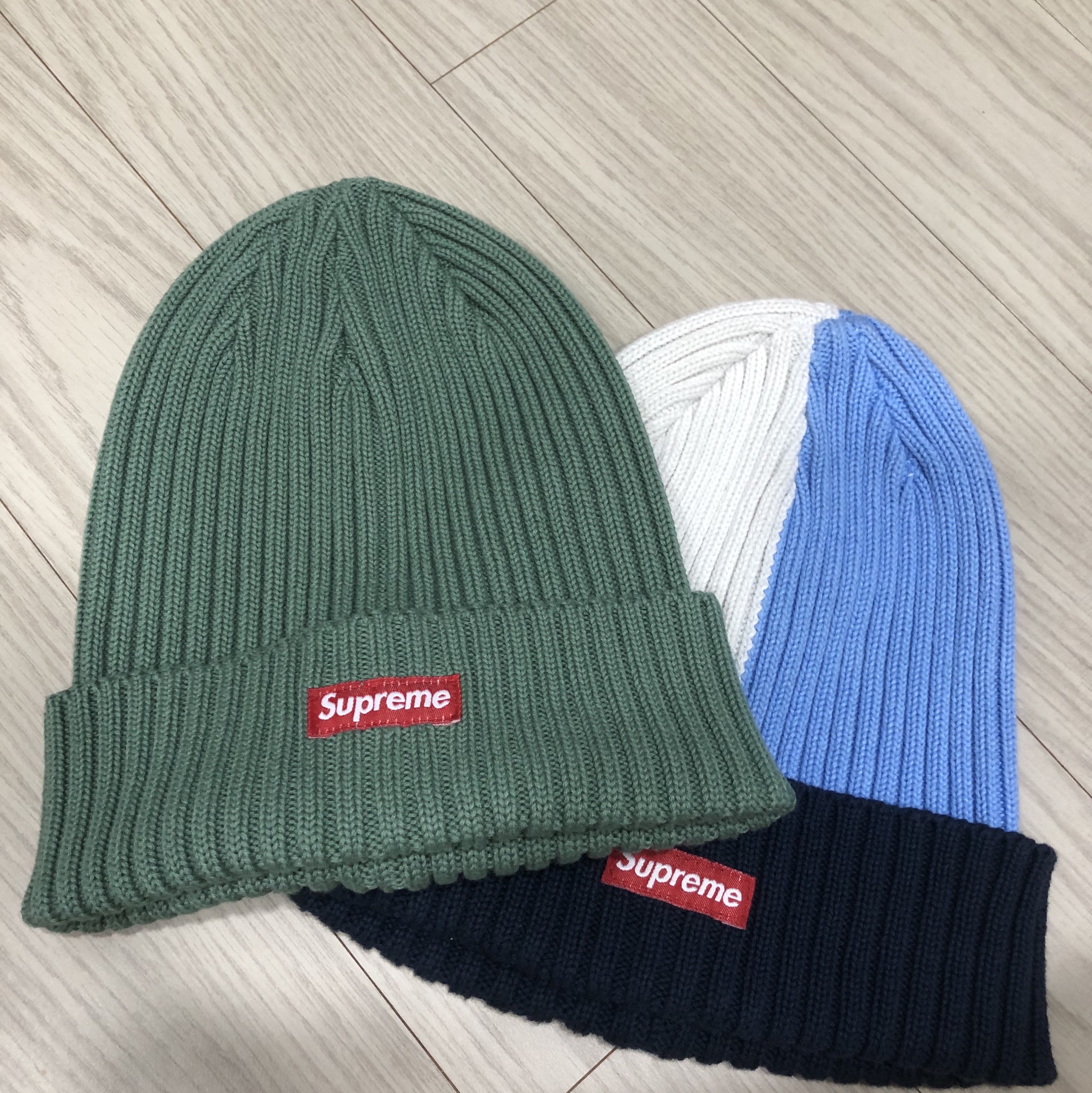 Supreme Overdyed Beanie Green - 22SS, Supreme Overdyed Beanie Mixed Blue - 20SS 착용 스타일