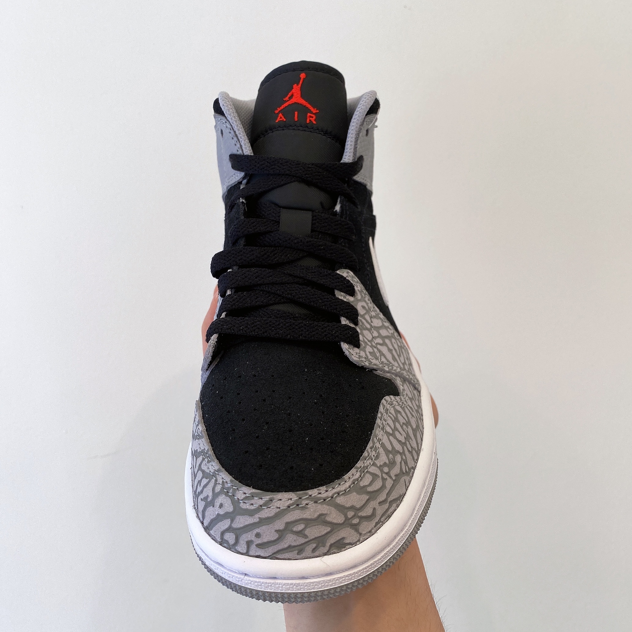 Jordan 1 Mid Elephant Toe 착용 스타일 - 3