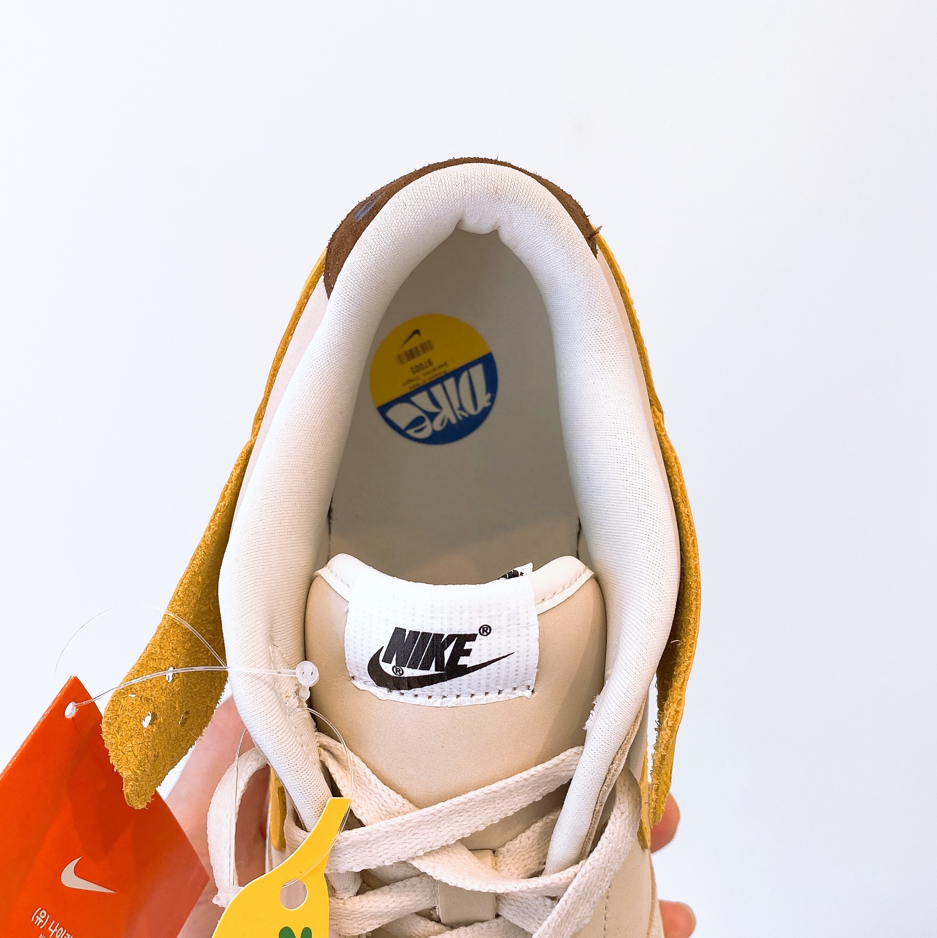 (W) Nike Dunk Low LX Banana 착용 스타일 - 3